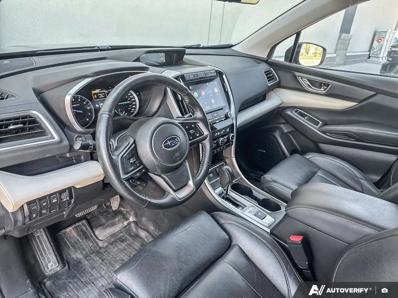 Subaru Ascent photo Subaru Ascent