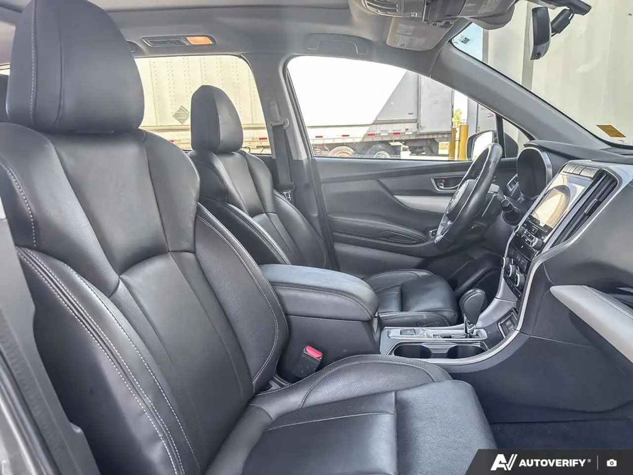 Subaru Ascent photo Subaru Ascent