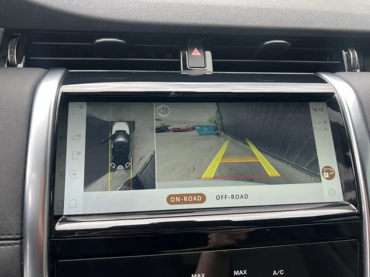 Land Rover Discovery Sport снимка Land Rover Discovery Sport