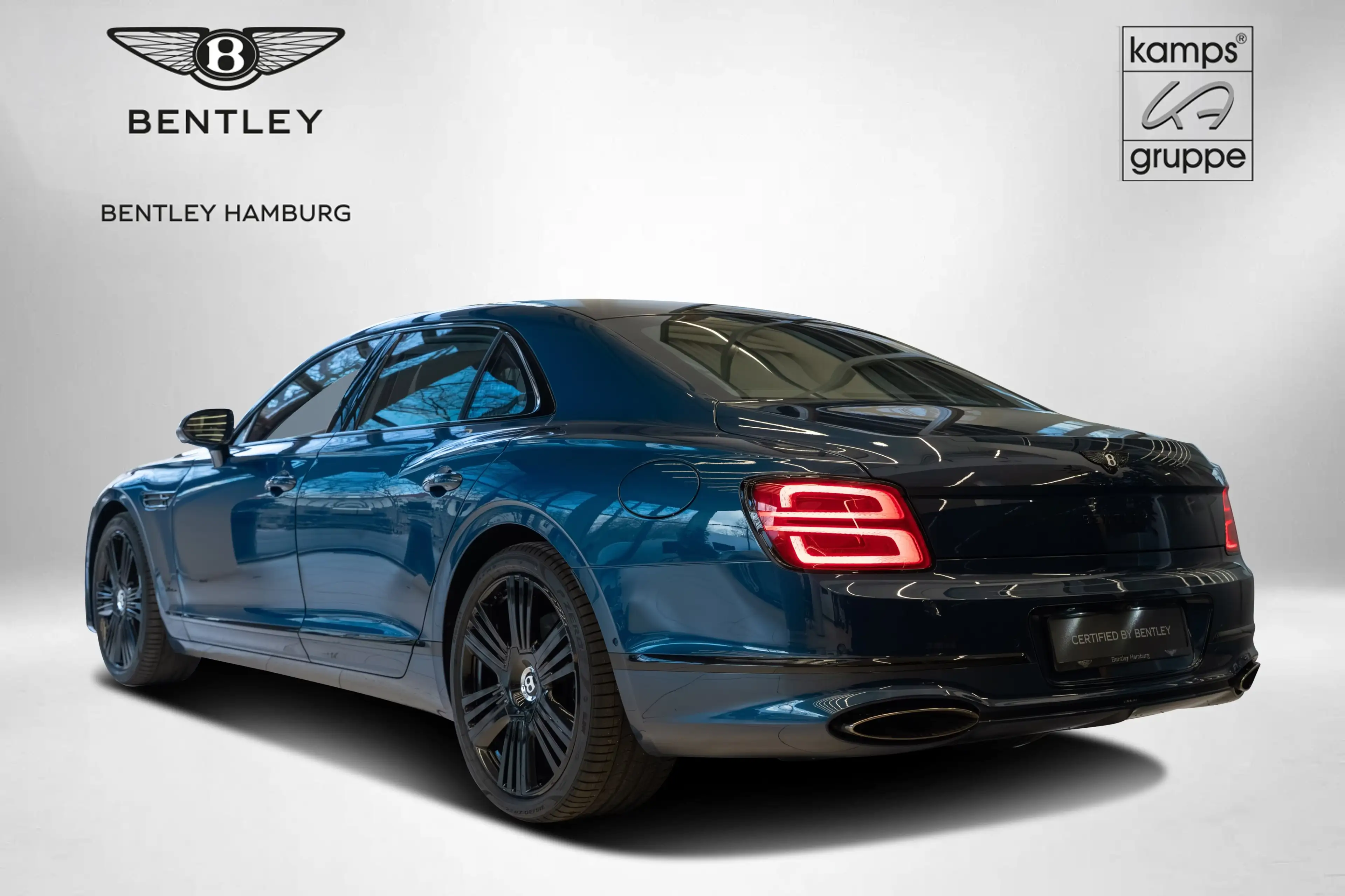 Bentley Flying Spur Azure V8 Hybrid — photo 8