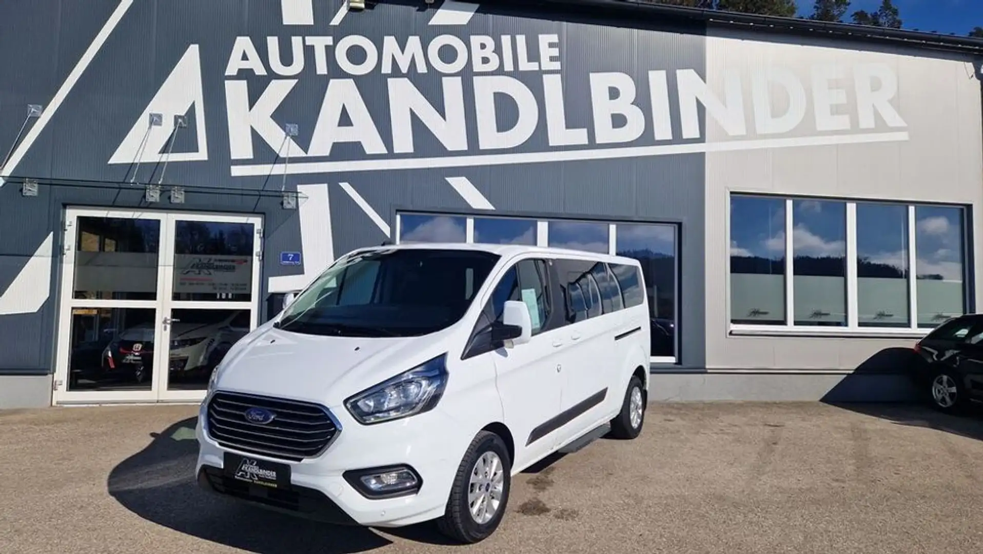 Ford Transit Custom 320 L2 Tourneo Trend ''9-Sitzer'' Weiß - 2