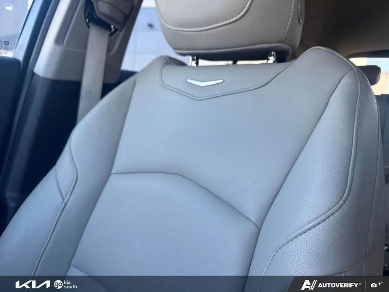 Cadillac XT4 photo Cadillac XT4