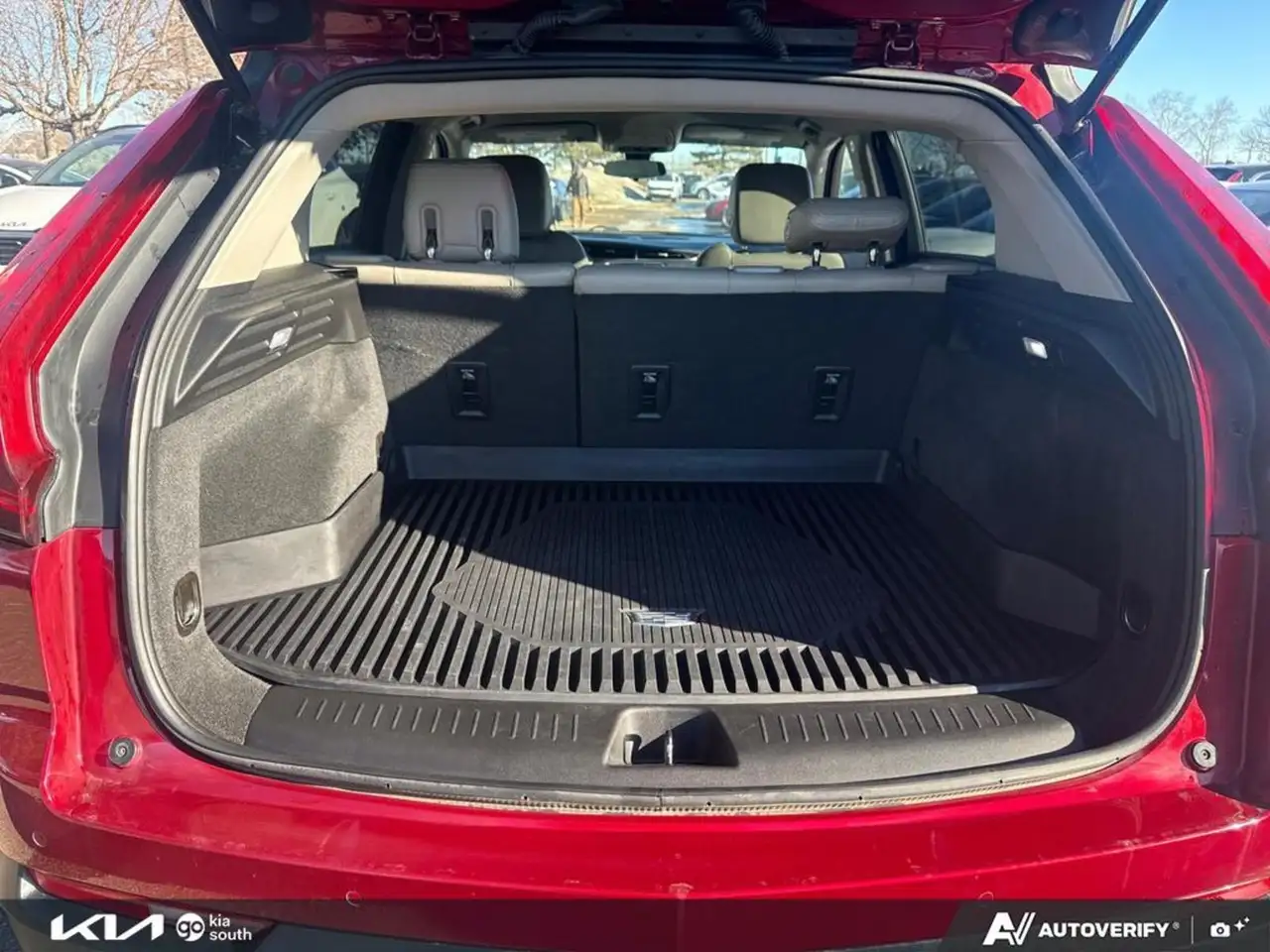 Cadillac XT4 photo Cadillac XT4