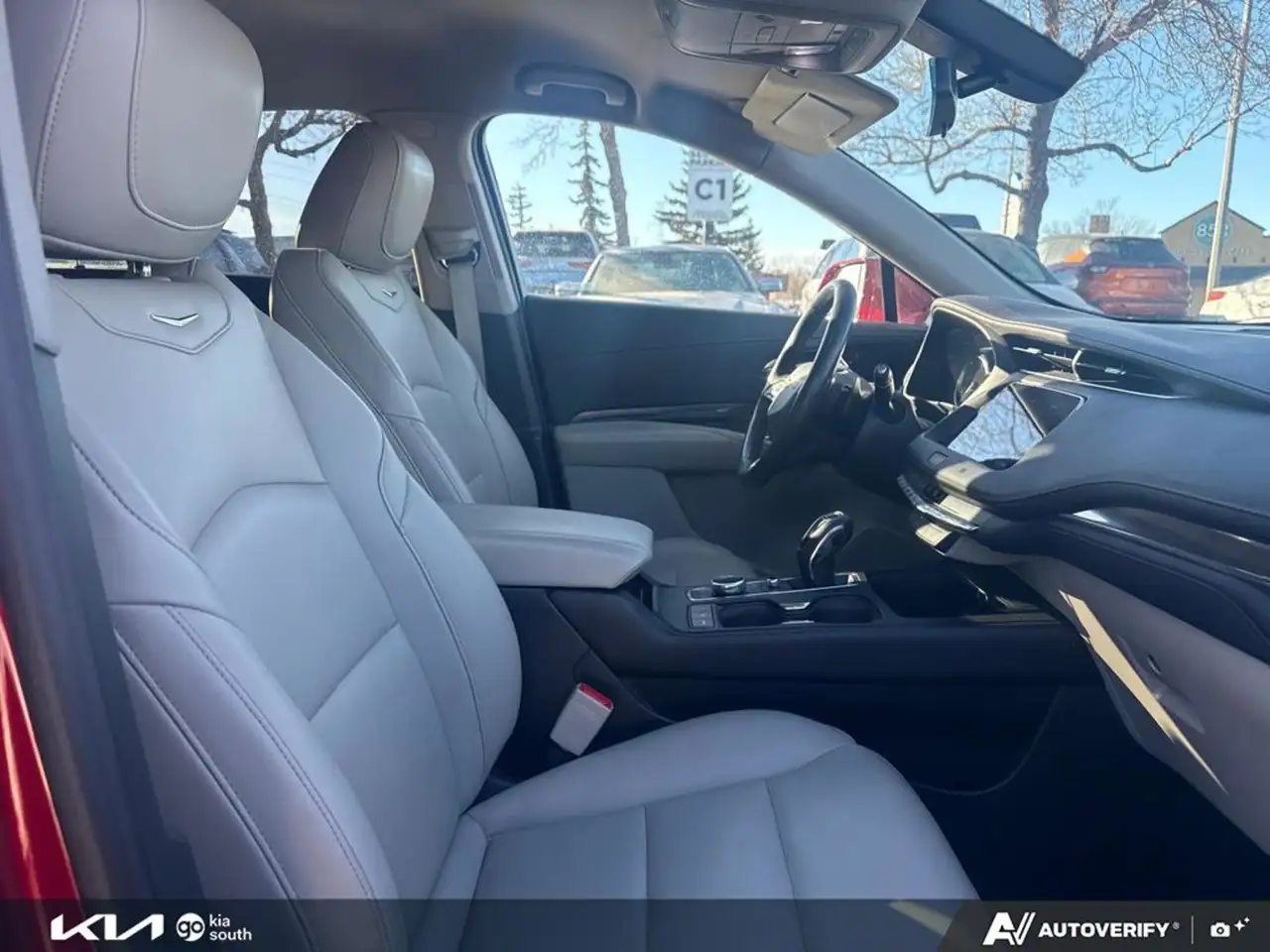 Cadillac XT4 photo Cadillac XT4
