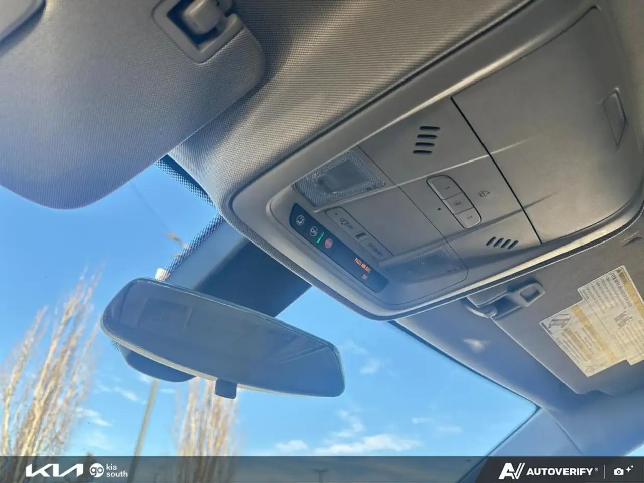 Cadillac XT4 photo Cadillac XT4