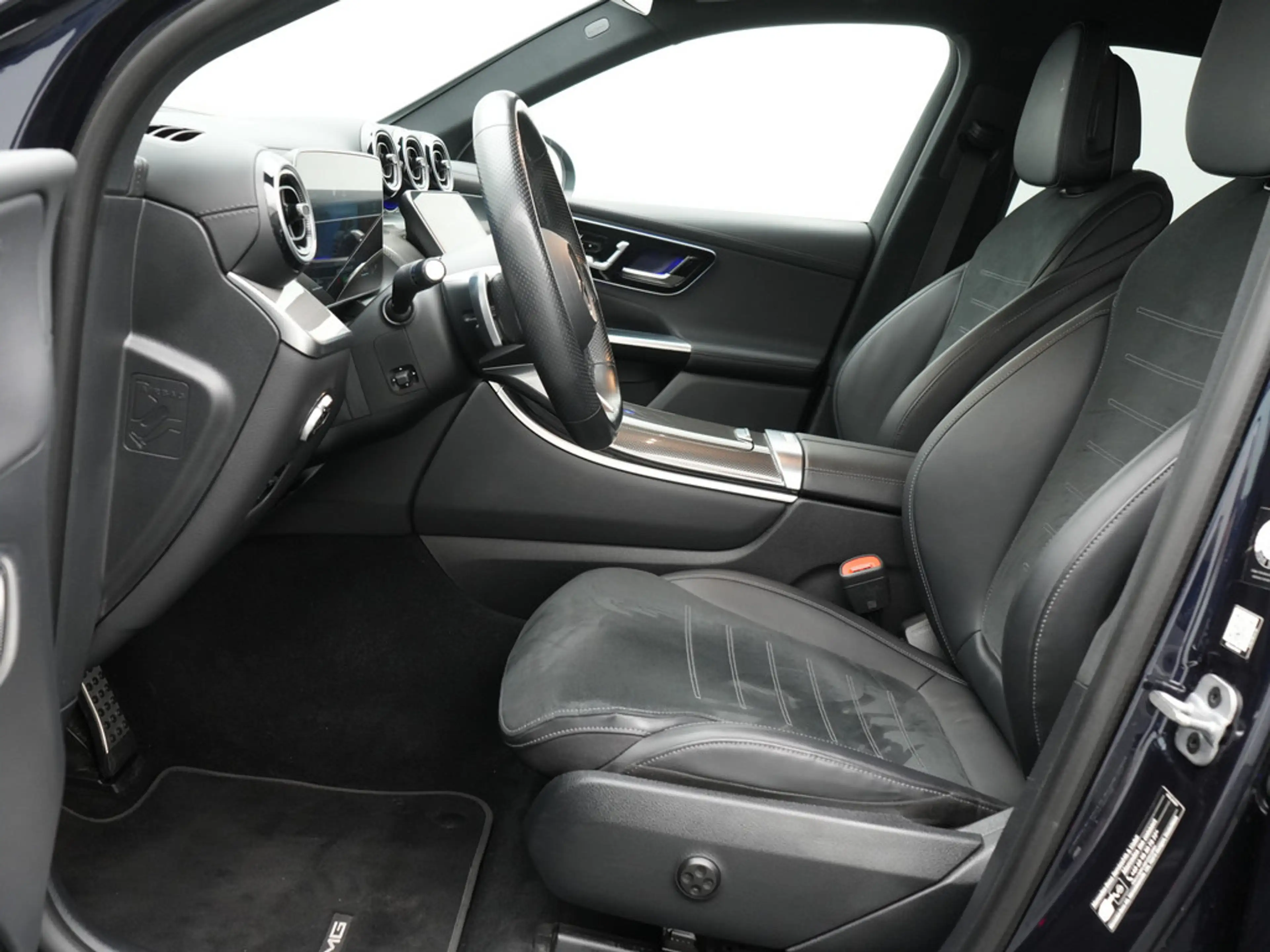 Mercedes-Benz GLC 400 e AMG Line 4MATIC AHK NAVI SHZ 360° — photo 9