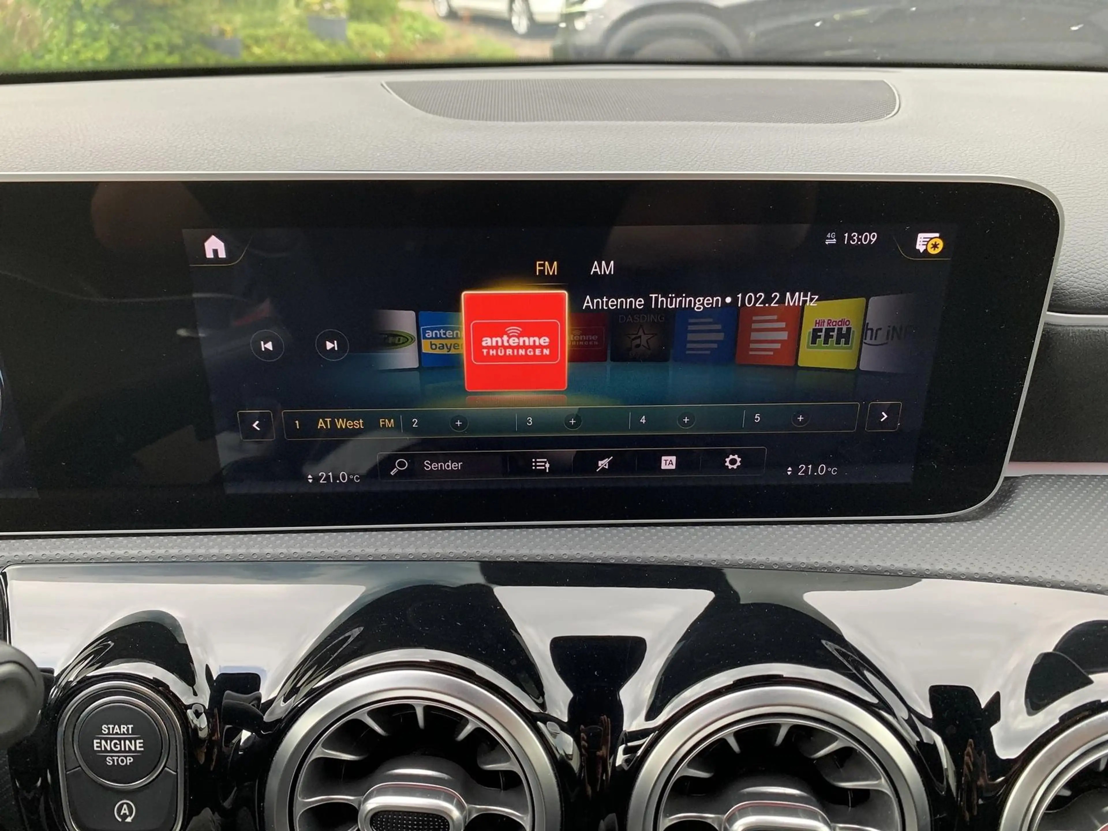 Mercedes-Benz A 200 A200 AMG-Line Ambiente+LED+Kamera+Sound — photo 22