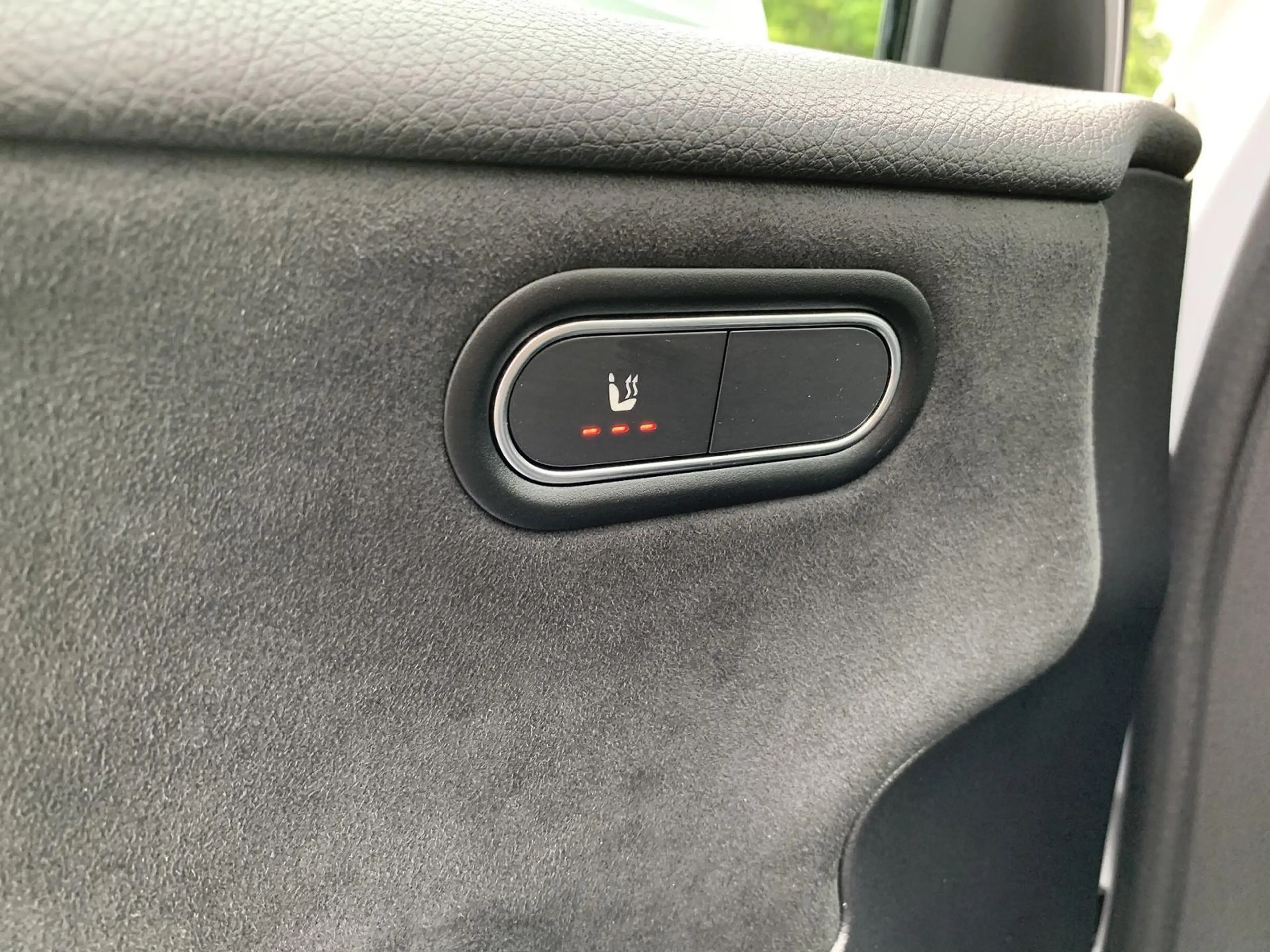 Mercedes-Benz A 200 A200 AMG-Line Ambiente+LED+Kamera+Sound — photo 28