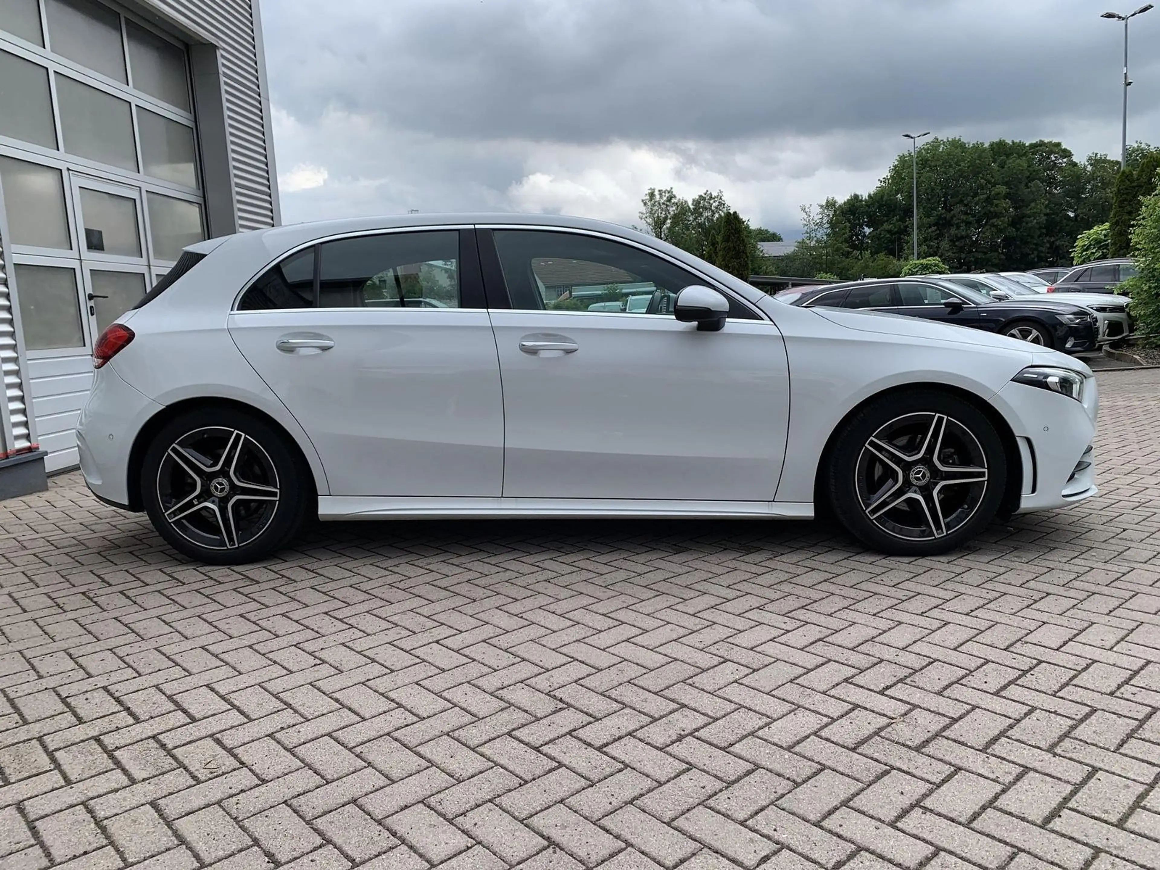 Mercedes-Benz A 200 A200 AMG-Line Ambiente+LED+Kamera+Sound — photo 4