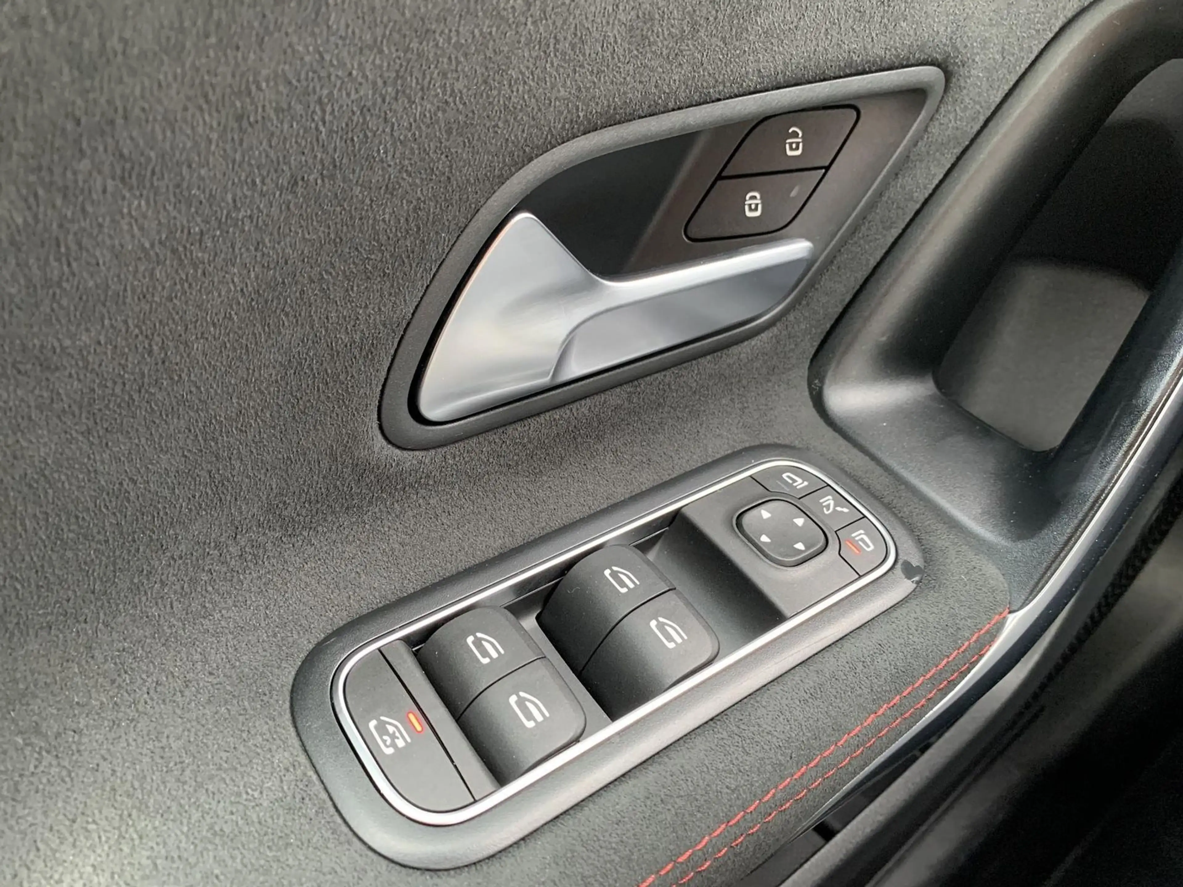 Mercedes-Benz A 200 A200 AMG-Line Ambiente+LED+Kamera+Sound — photo 27