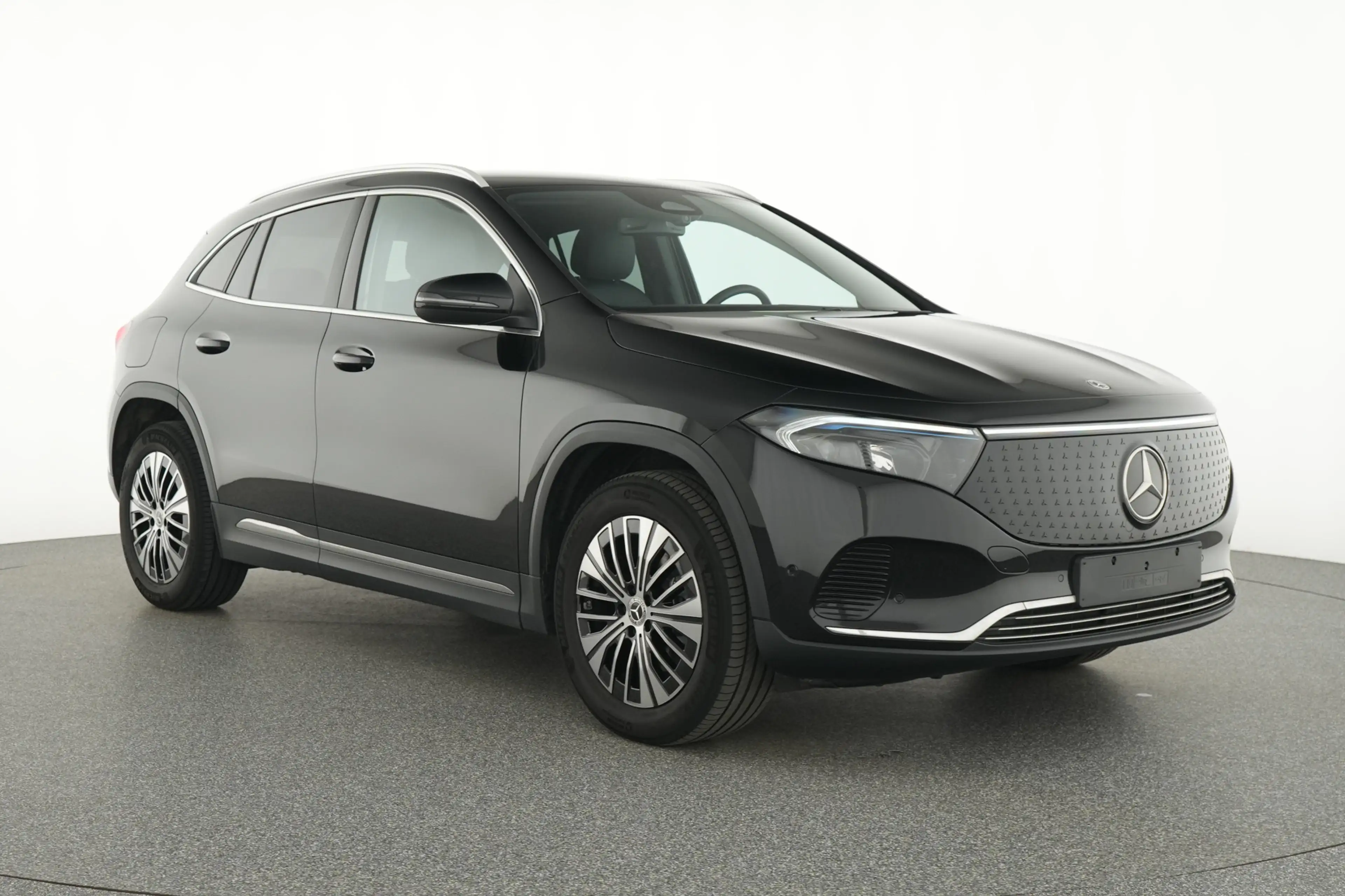 Mercedes-Benz EQA 250 250+ Business Line 71 kWh Ledkoplampen | Sfeerverl — photo 3