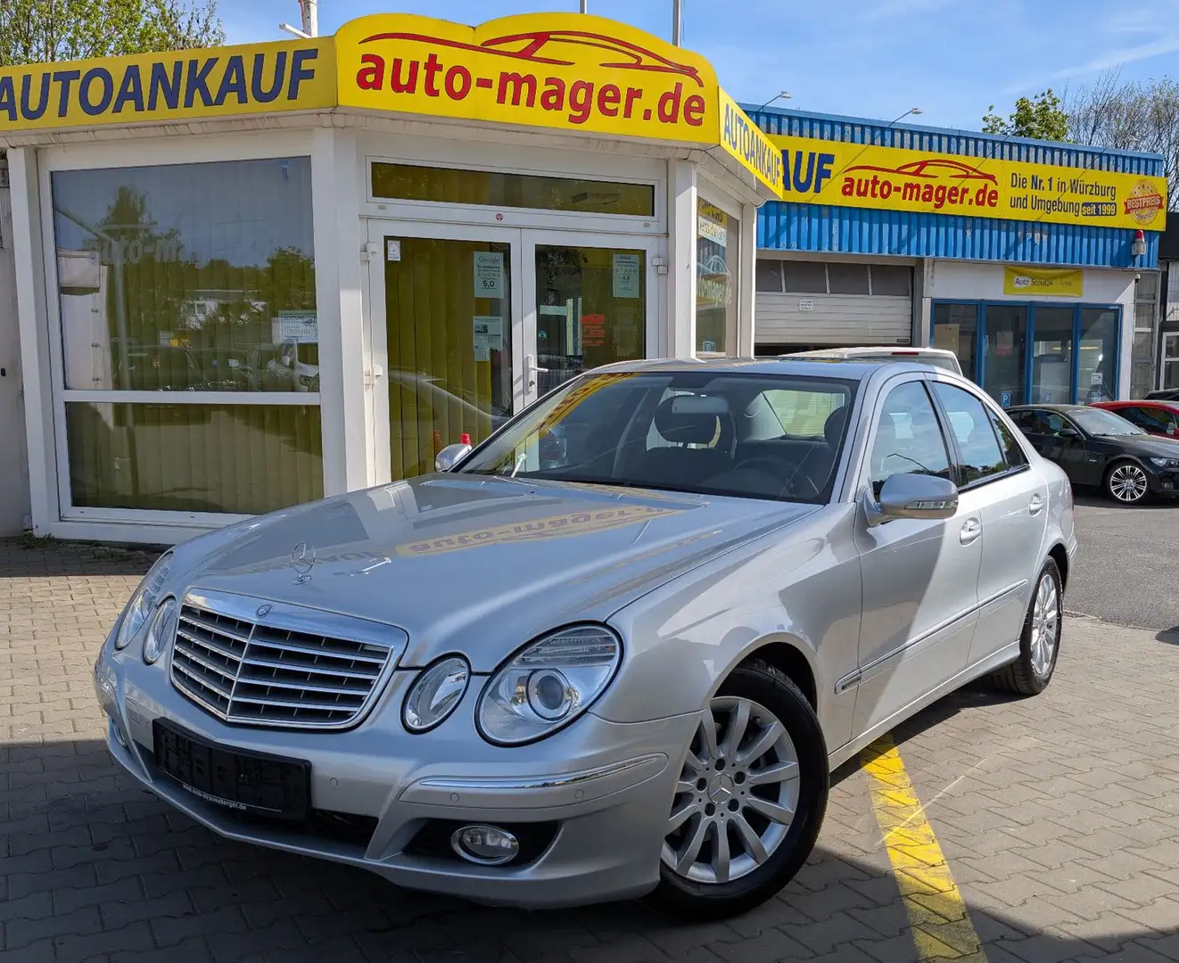 Mercedes-Benz E 230 Lim.Elegance*Temp*AHK*SD*PDC*Garantie*TOP* Silber - 1