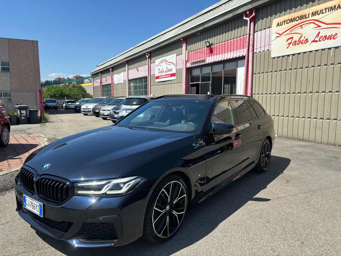 BMW 520 d 48V xDrive Touring Msport Blu/Azzurro - 1