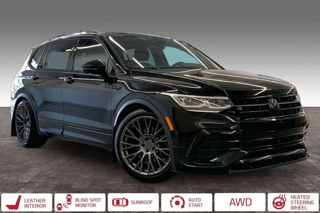 2024 Volkswagen Tiguan HIGHLINE R-LINE AWD | LEATHER | PANO ROOF | NAVI — снимка 1