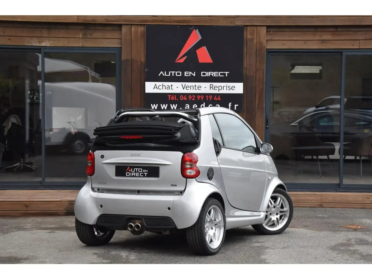 smart forTwo Smart Fortwo Cabrio 75 - BV Softouch  CABRIOLET Brabus PHASE 2 Gris - 2