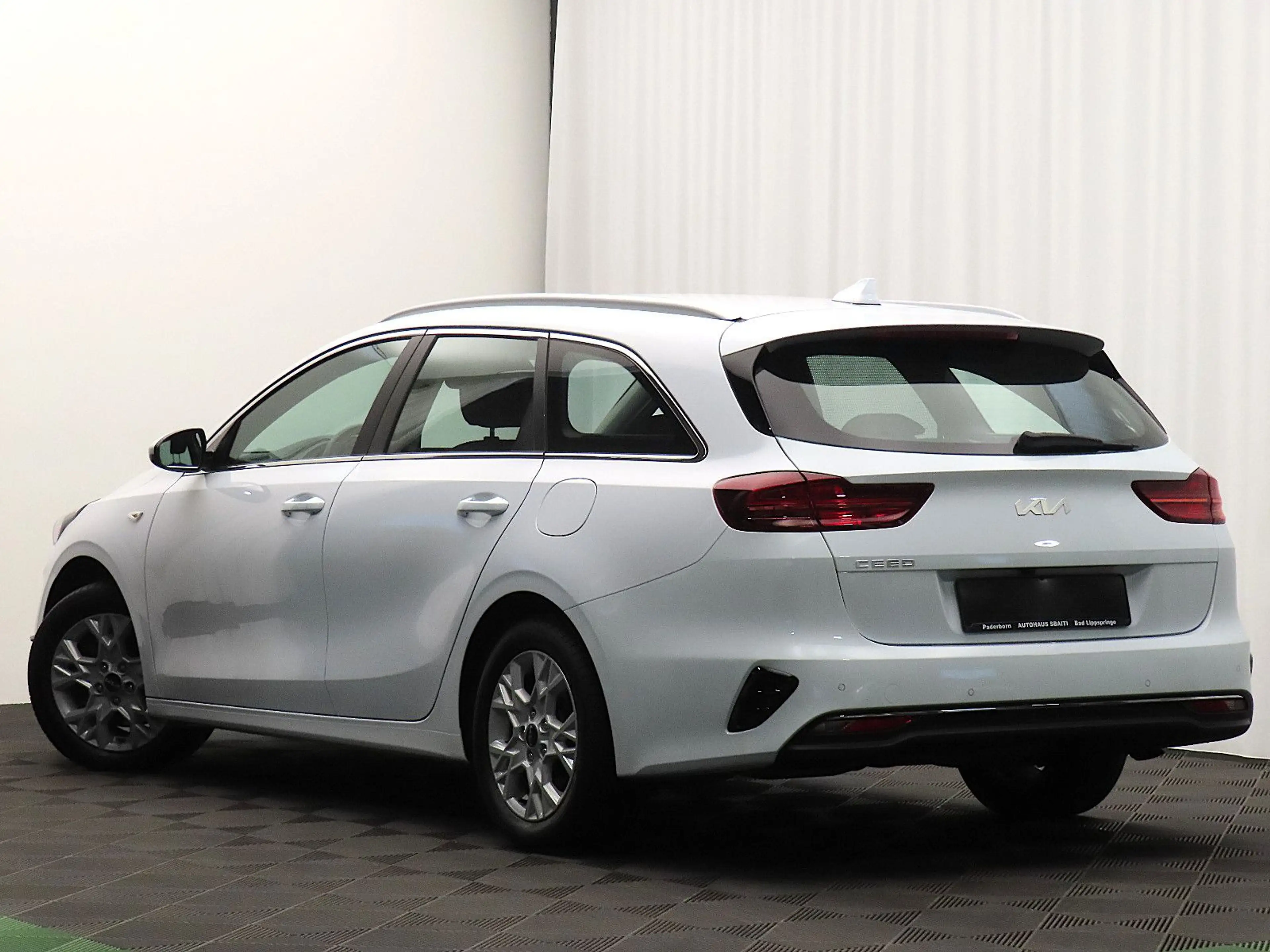 Kia Ceed / cee'd Ceed Hybrid Automatik | Garantie | AHK | Kamera — photo 6