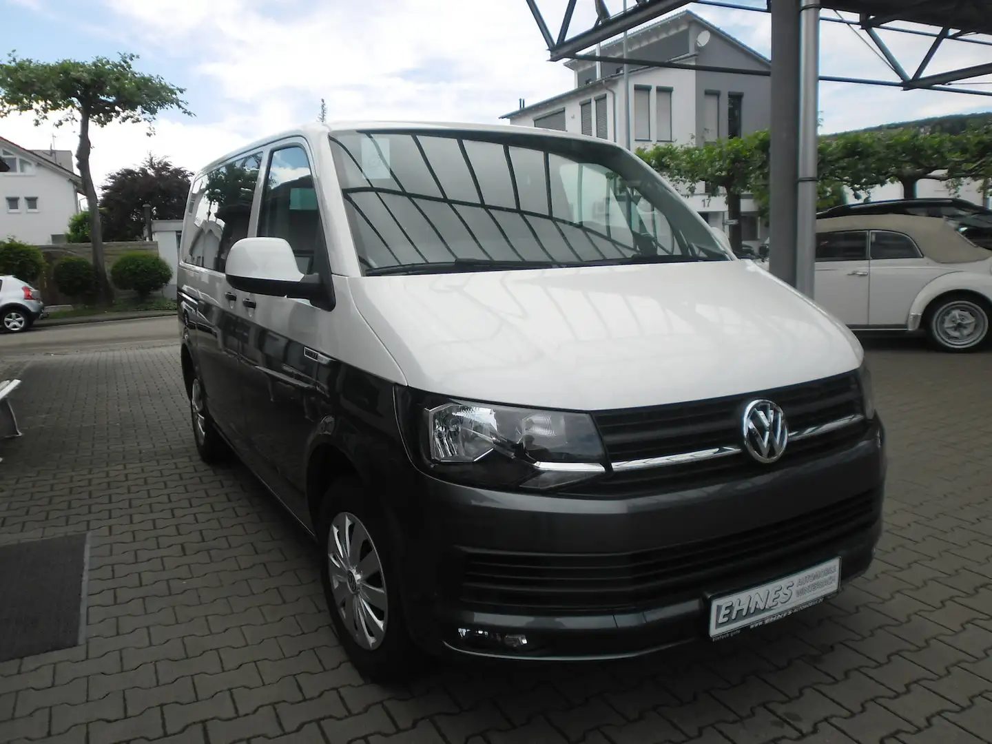 Volkswagen T6 Multivan Grau-Weiß Grau - 2