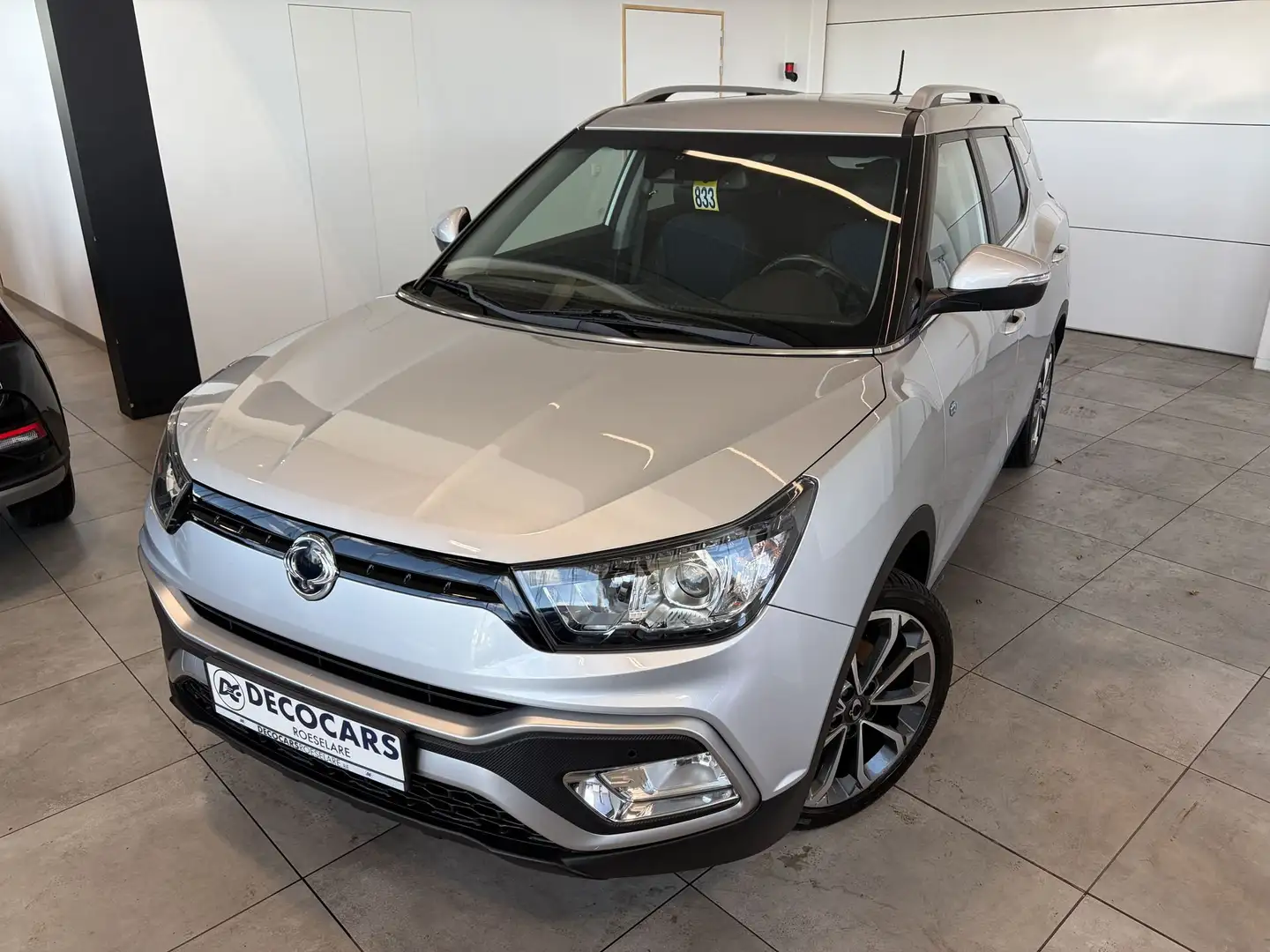 SsangYong XLV Trekhaak / Camera / Apple Carplay - Android Auto / Zetel & Stuurverwarming / Grau - 2