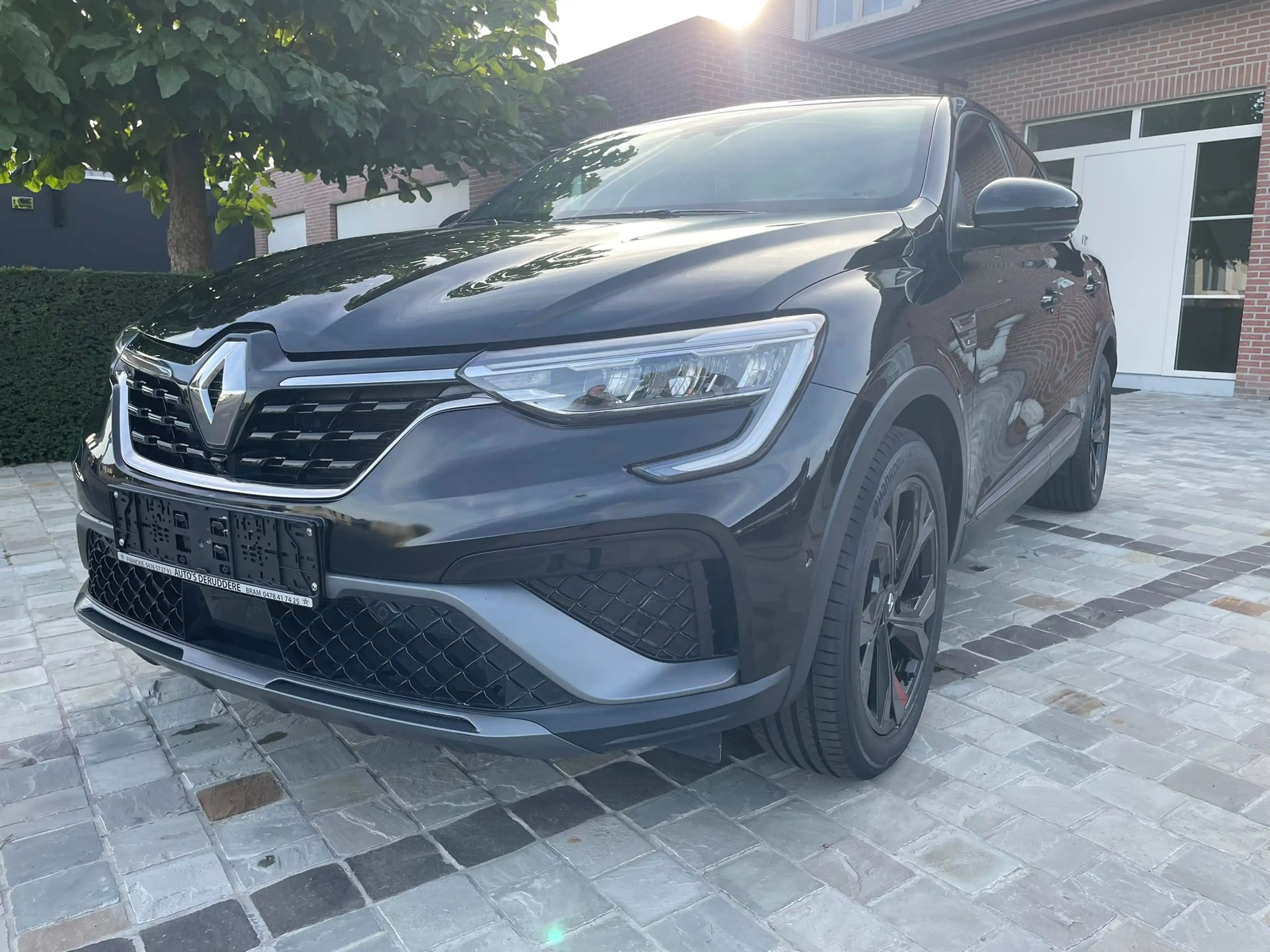 Renault Arkana Arkana E-TECH 1.6i R.S.Line — photo 4