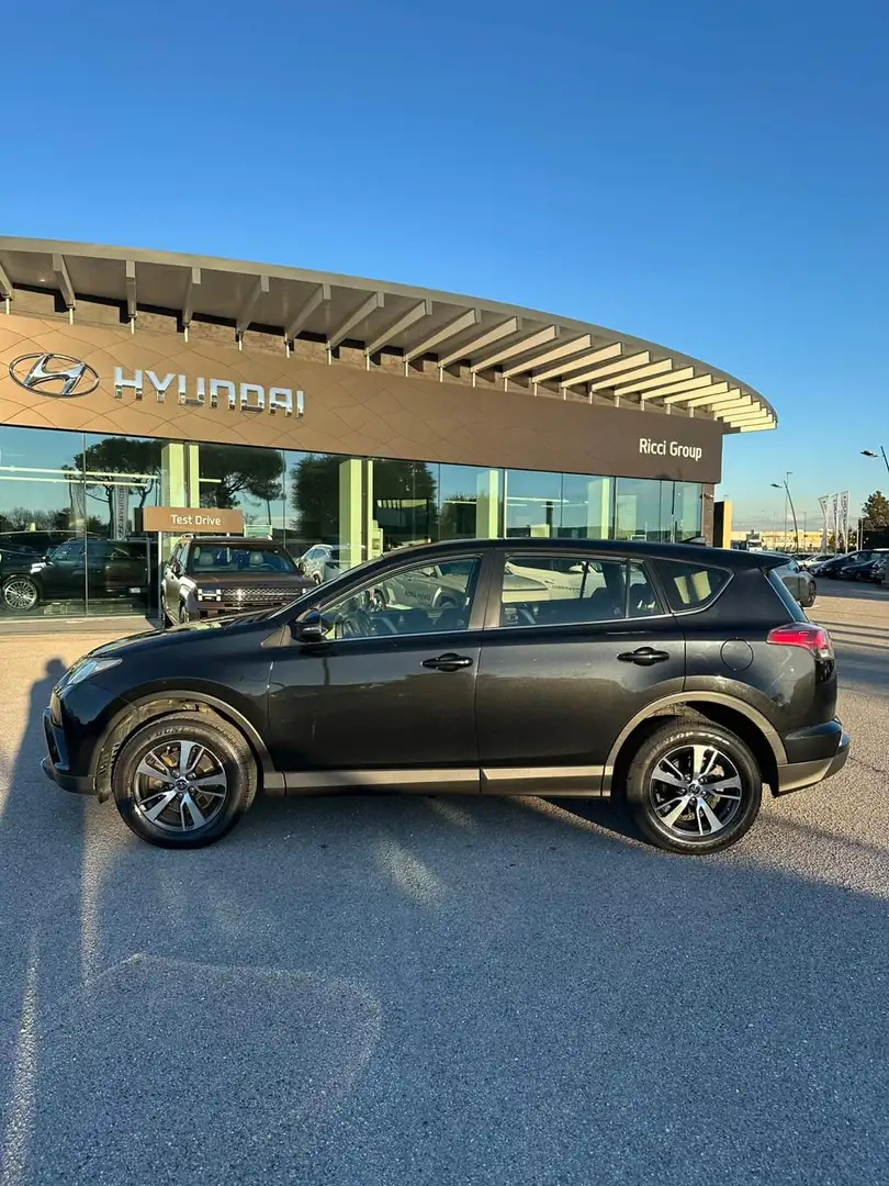 Toyota RAV 4 RAV4 2.0 D-4D 2WD Active Nero - 2