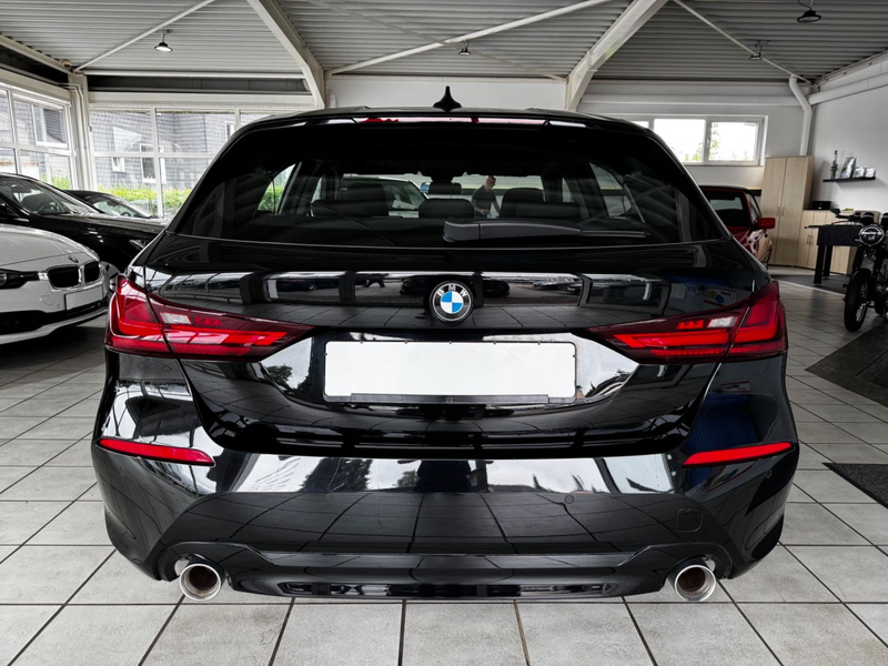 BMW 118 d Advantage/1.HD/LIVE/LED/NAVI/SHZ/2x PDC/ALU — photo 4