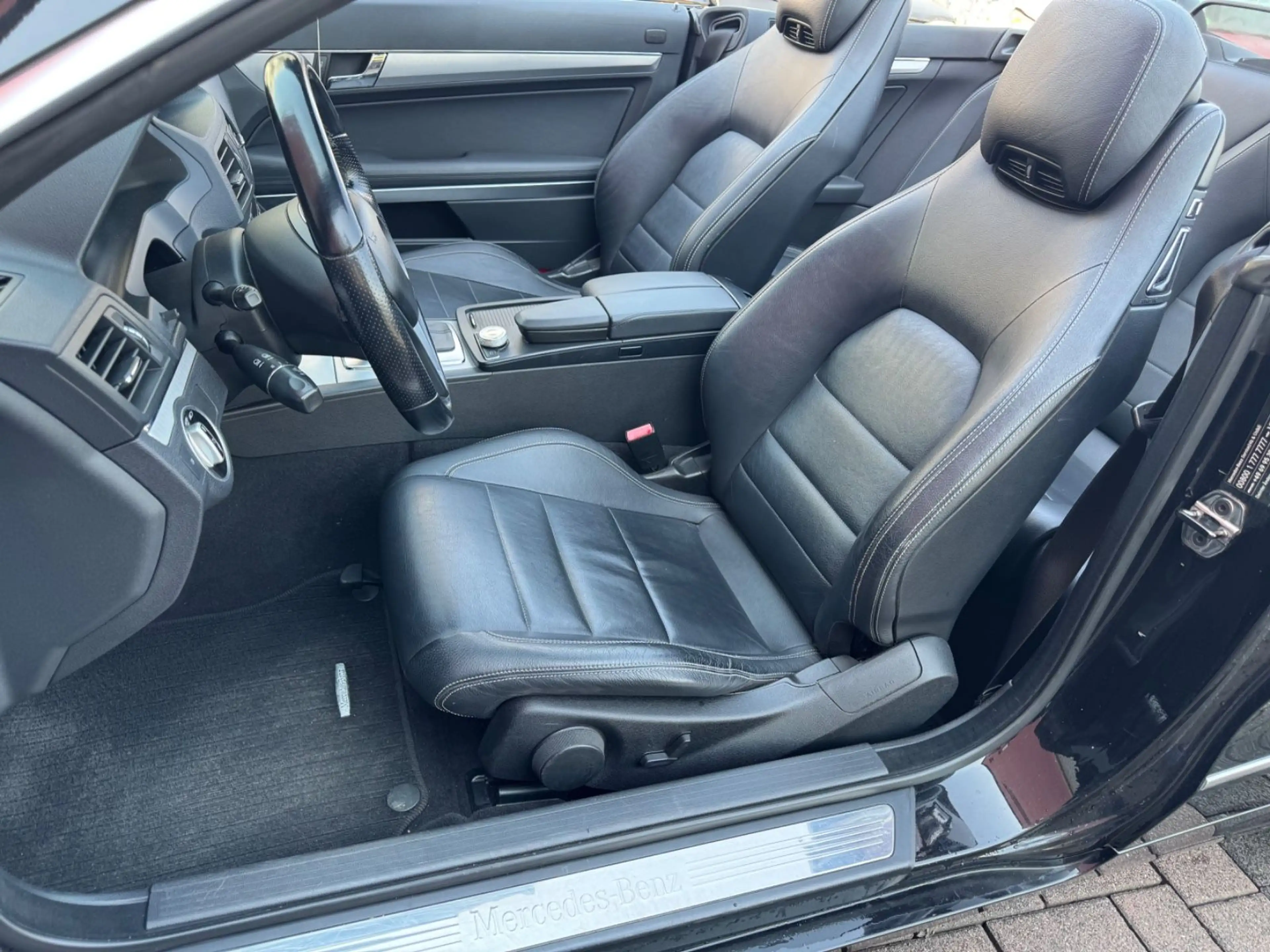 Mercedes-Benz E 220 E -Klasse Cabrio 220 CDI LEDER/ AIRSCARF — photo 9