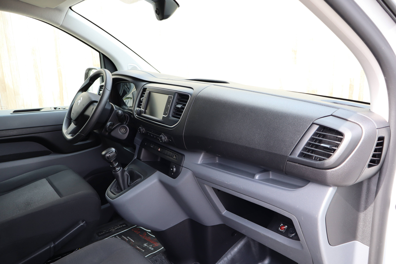 Citroen Jumpy car play  14900 euro netto — photo 12
