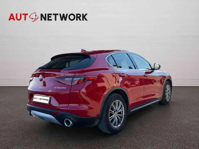 Alfa Romeo Stelvio view 2