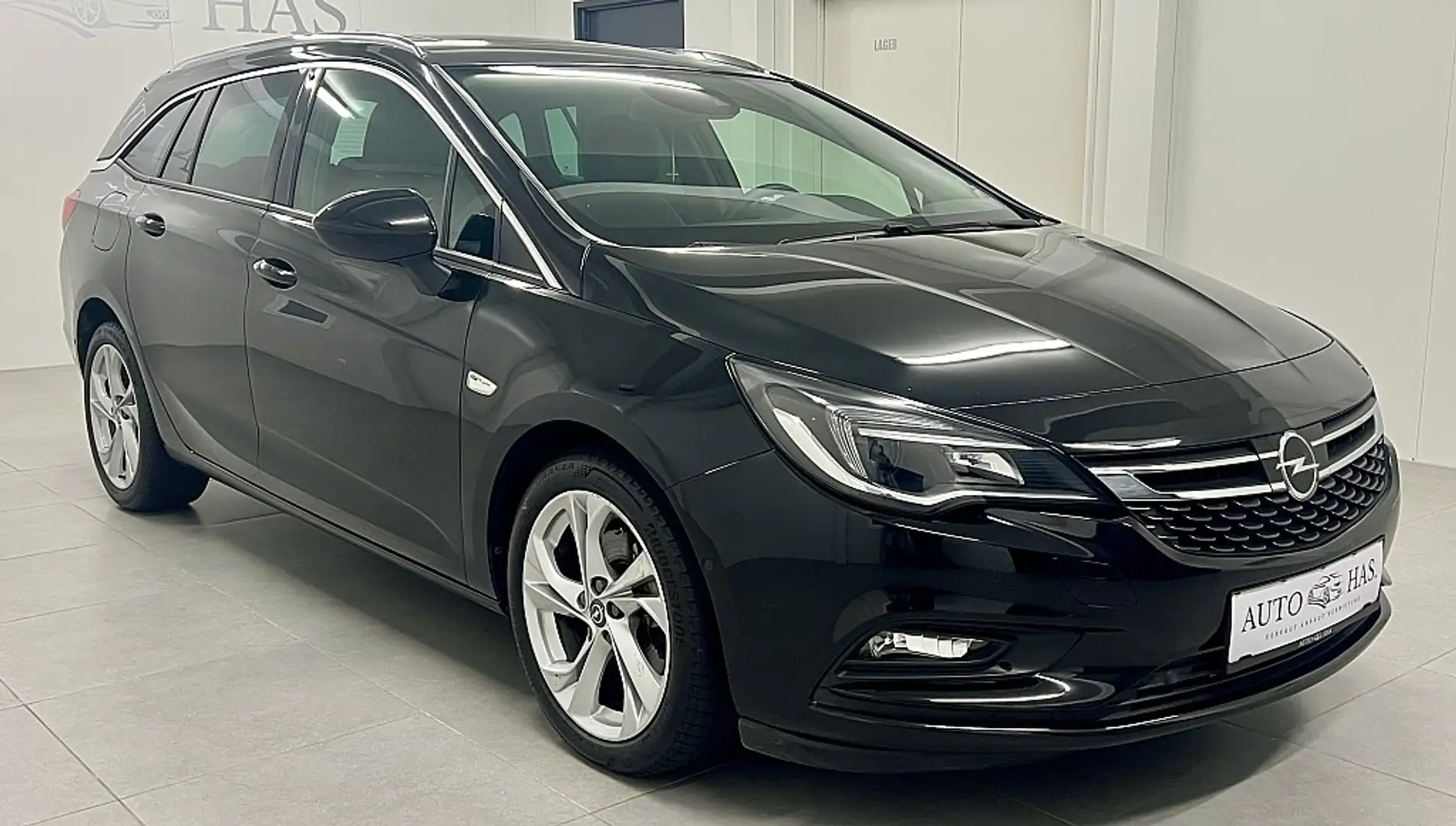 Opel Astra ST 1,6 CDTI Innovation St./St. Schwarz - 2