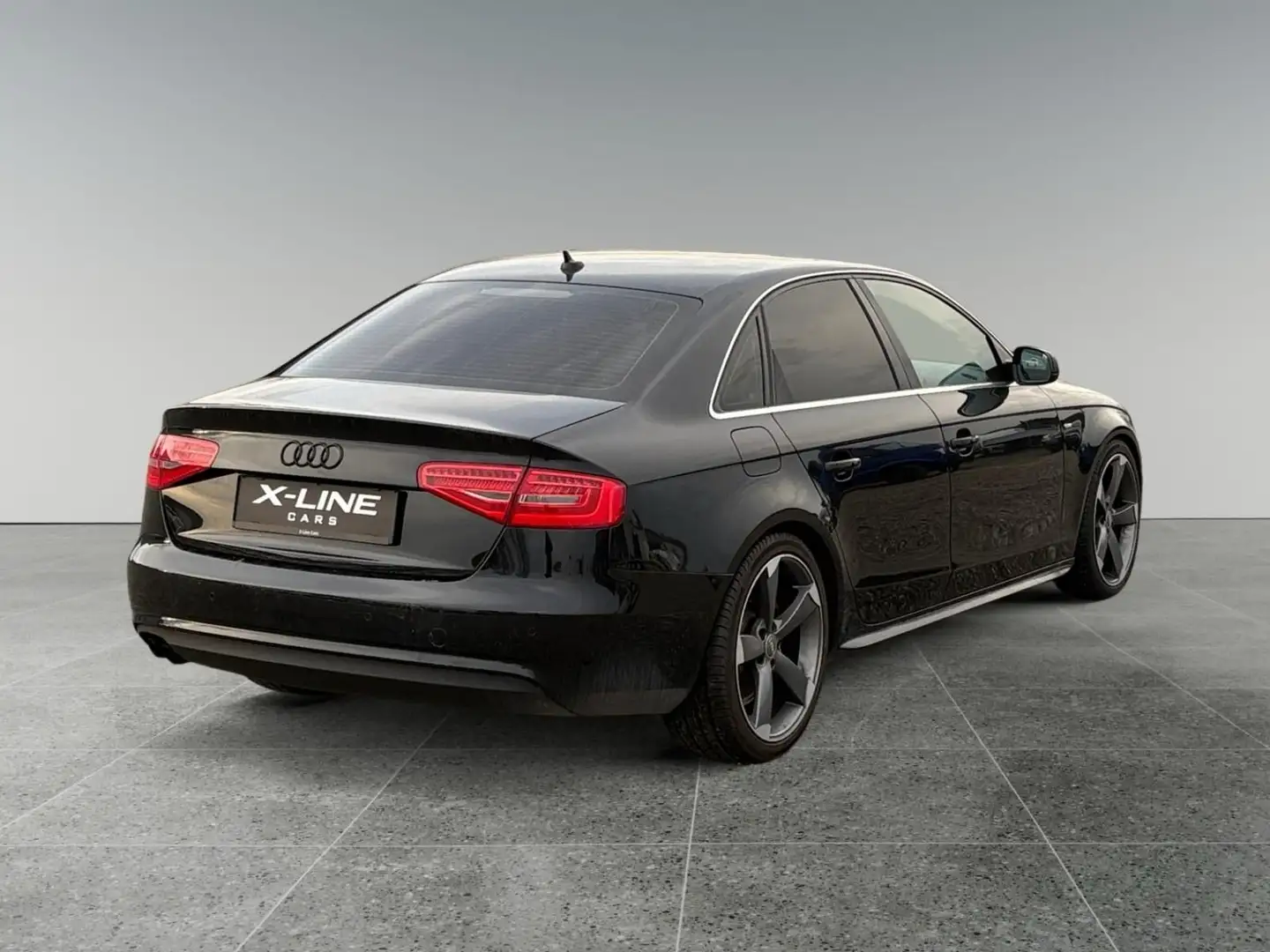 Audi A4 Attraction Sport  Aut. Limo* Sline* Gepflegt* Schwarz - 2