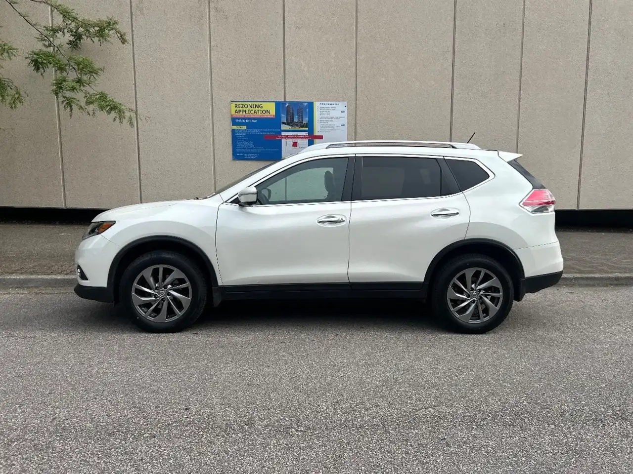 Nissan Rogue снимка Nissan Rogue