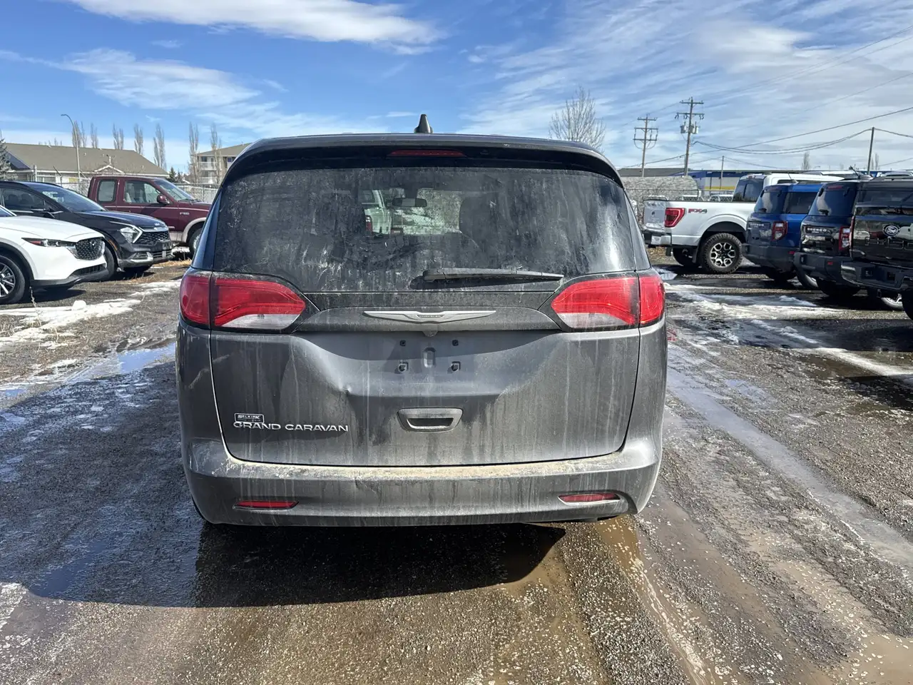 Chrysler Grand Caravan снимка Chrysler Grand Caravan