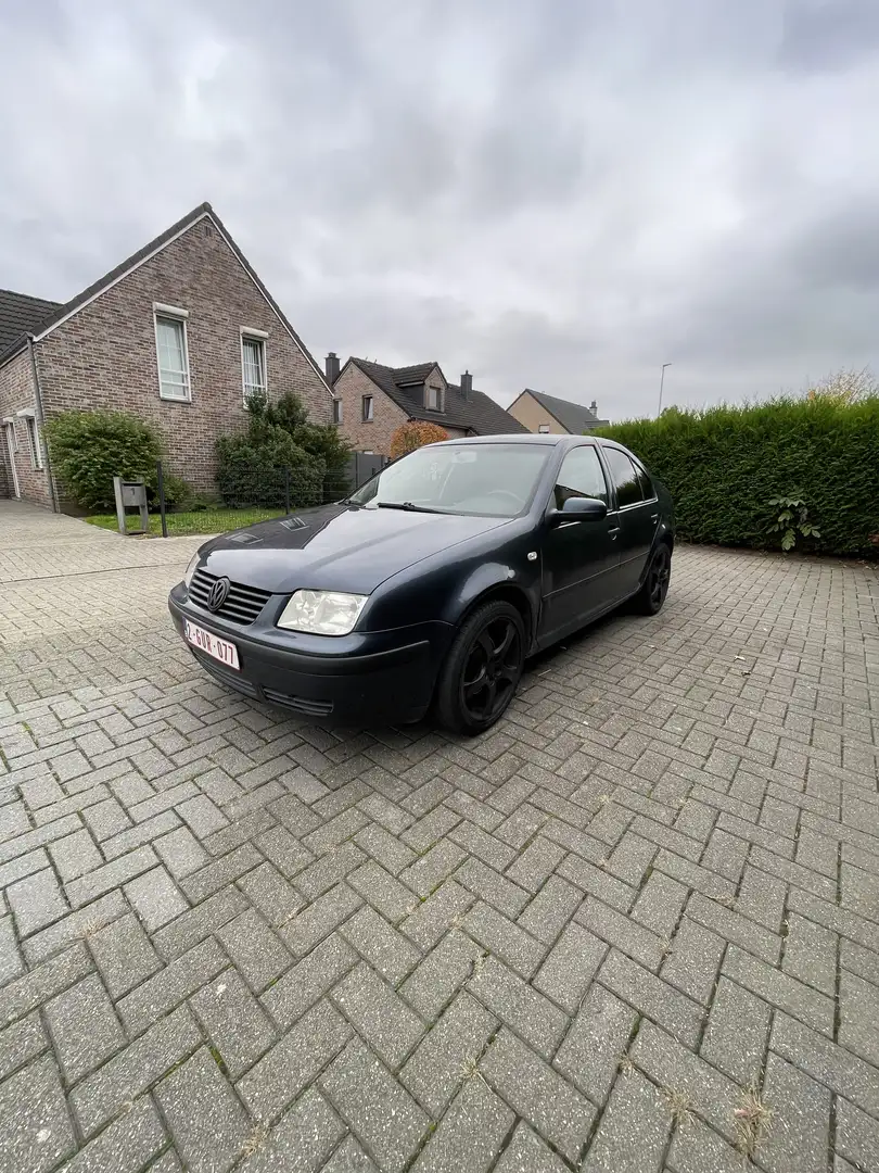 Volkswagen Bora 1.9 SDi - 1