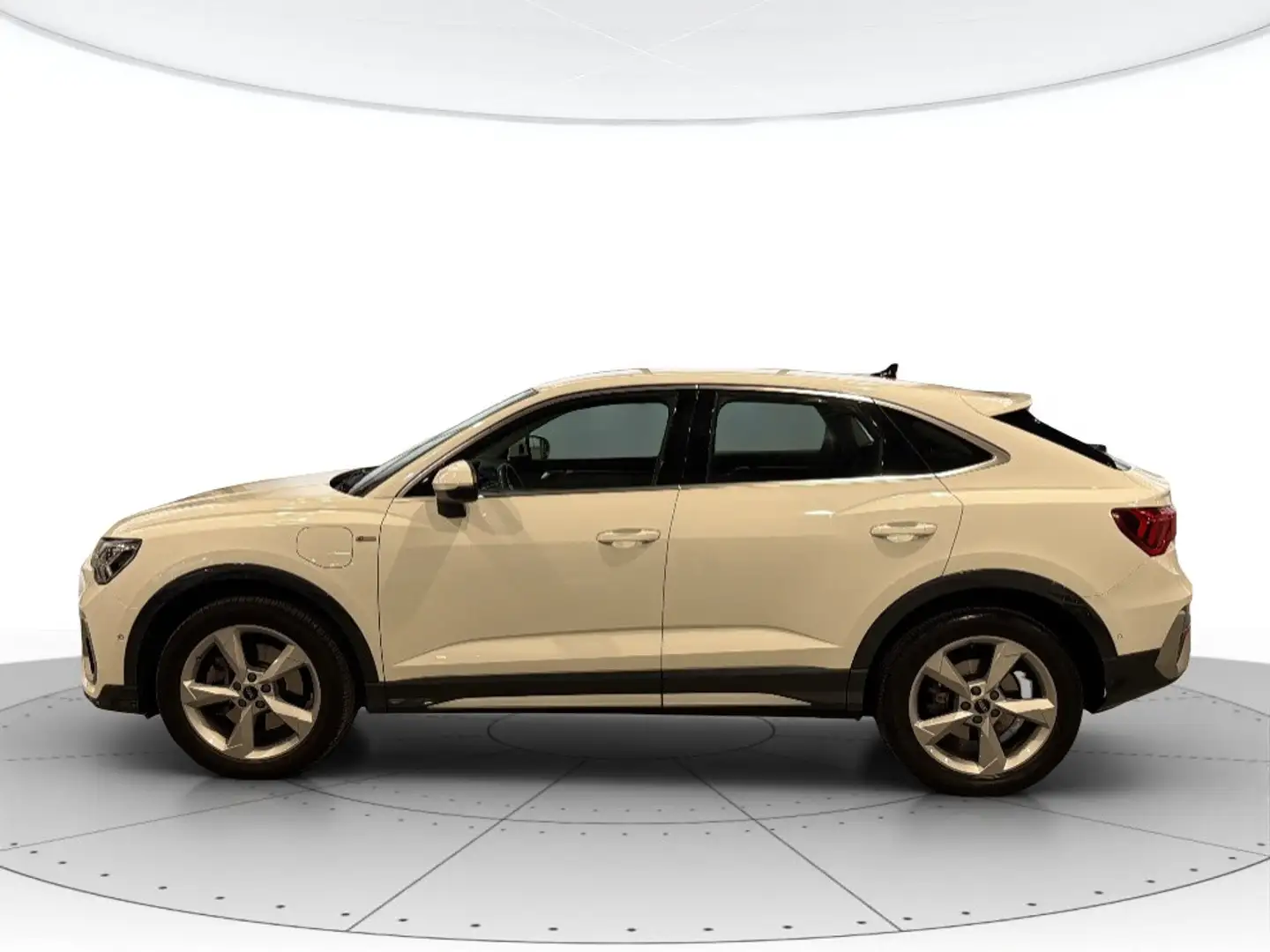 Audi Q3 Sportback 45 1.4 tfsi e S line edition s-tronic Blanc - 2