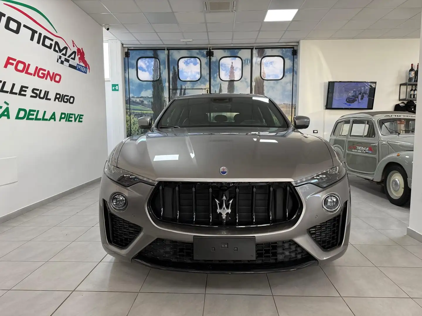 Maserati Levante Levante 3.0 V6 Gransport 350cv auto Grigio - 2