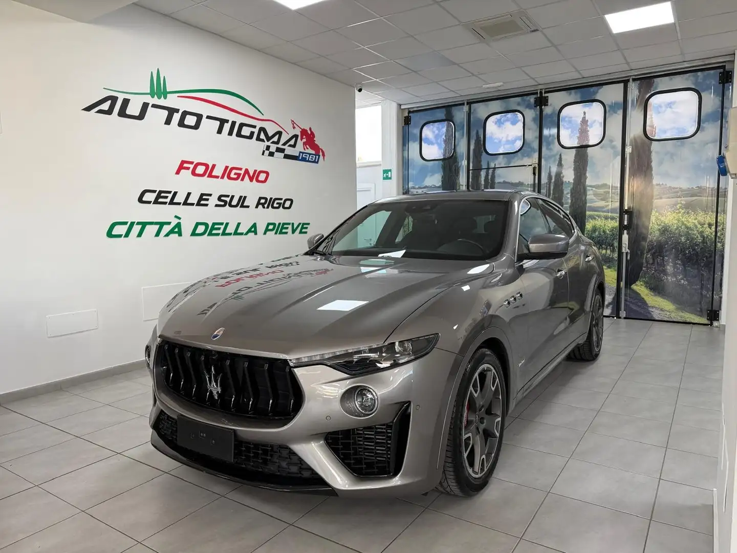 Maserati Levante Levante 3.0 V6 Gransport 350cv auto Grigio - 1