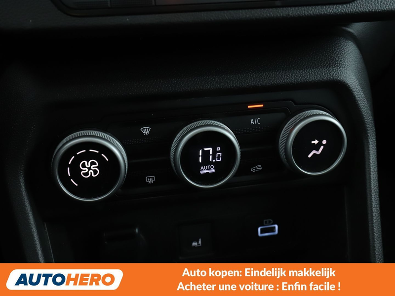 Dacia Jogger 1.6 Hybrid E-Tech Extreme — photo 12