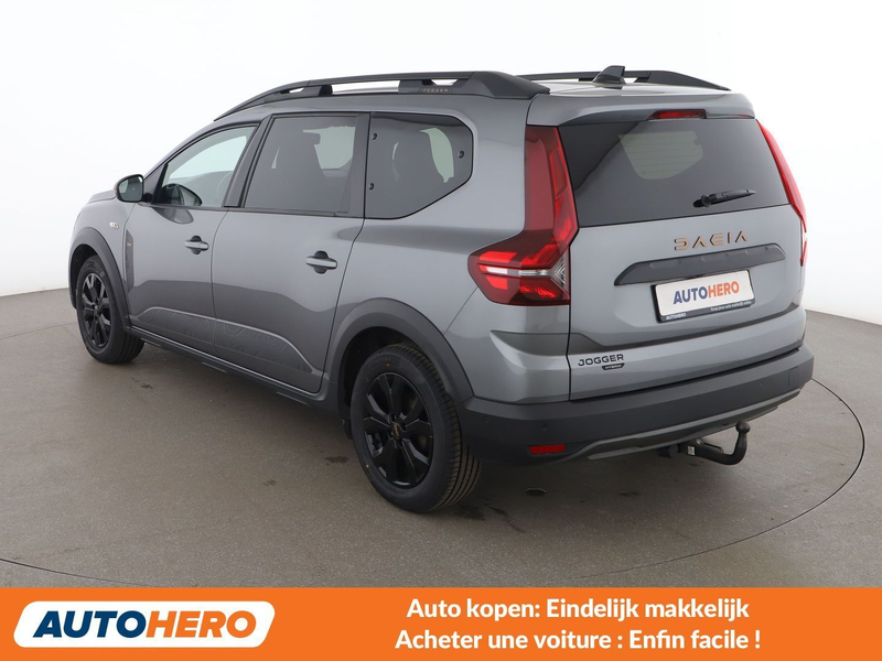 Dacia Jogger 1.6 Hybrid E-Tech Extreme — photo 4
