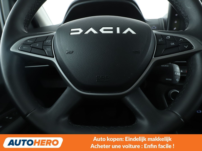 Dacia Jogger 1.6 Hybrid E-Tech Extreme — photo 5
