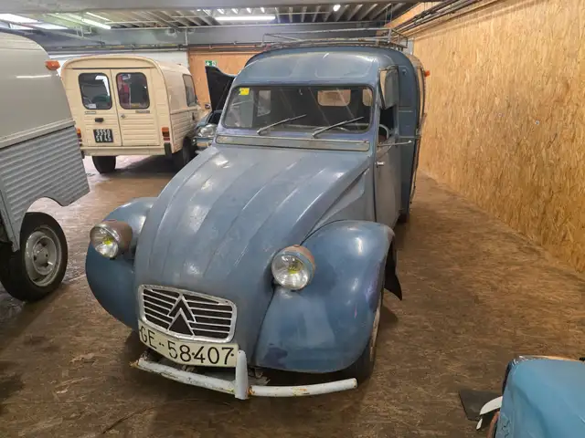 Citroen 2CV AZU250