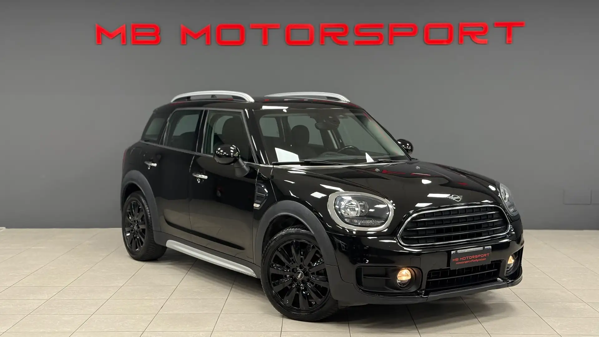 MINI Cooper D Countryman 2.0 Cooper D Jungle auto Nero - 1