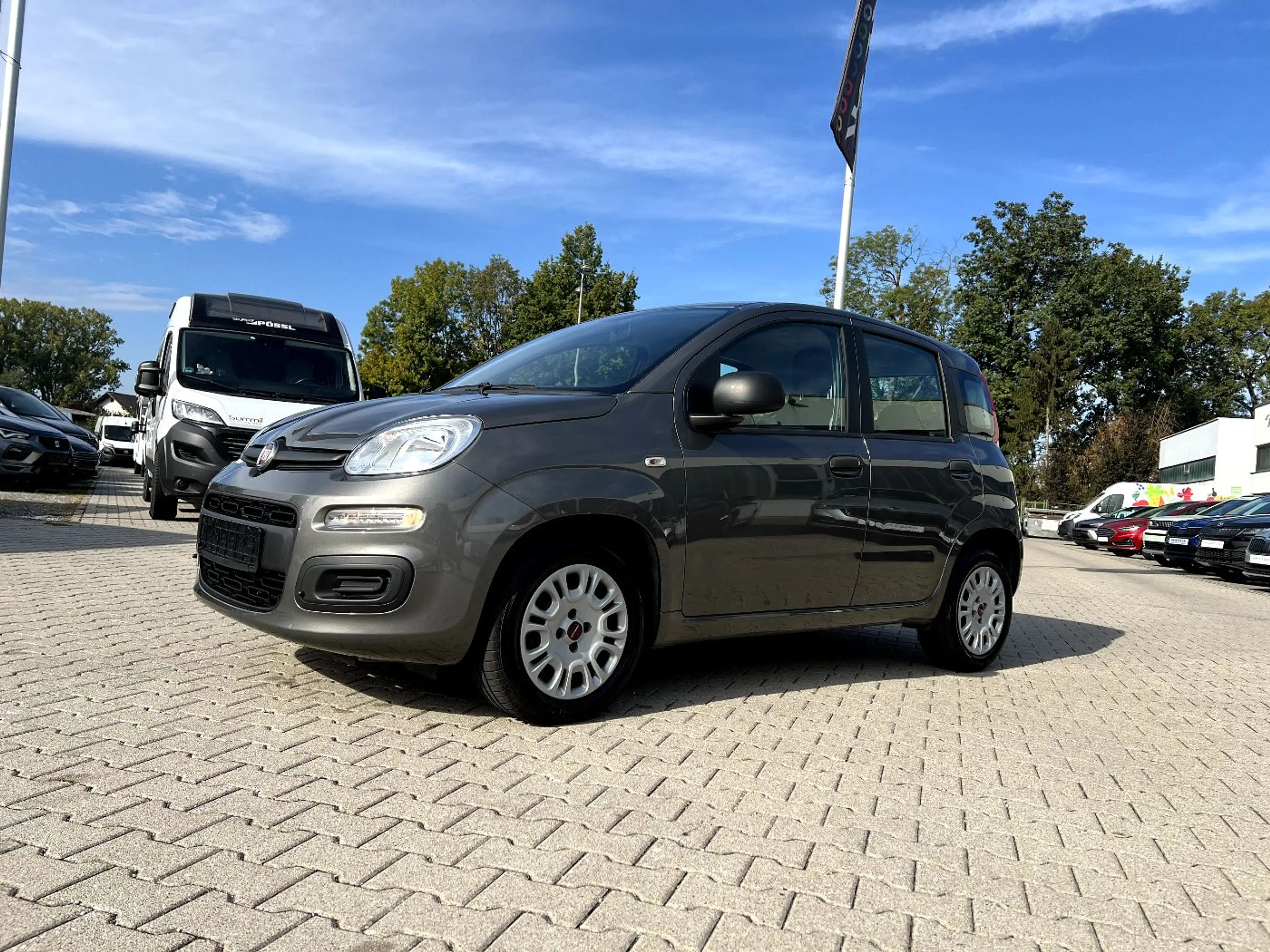 Fiat Panda 1.2 8V Easy *Klimaanlage PDC DAB ESP*