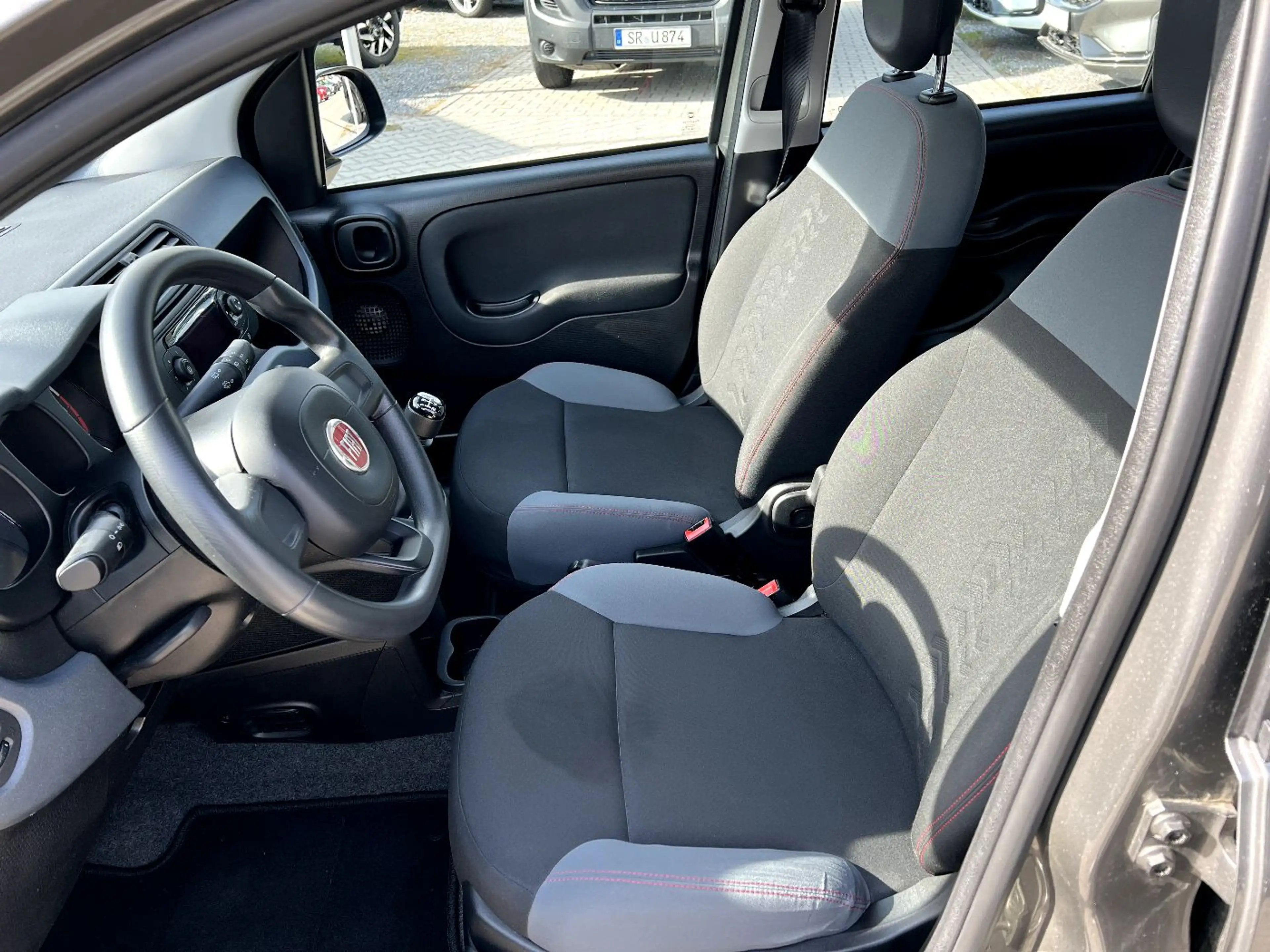 Fiat Panda 1.2 8V Easy *Klimaanlage PDC DAB ESP* — photo 9