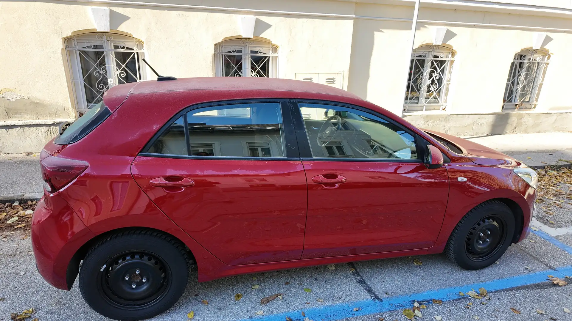 Kia Rio Rio 1,25 MPI Silber ISG Silber Rot - 2