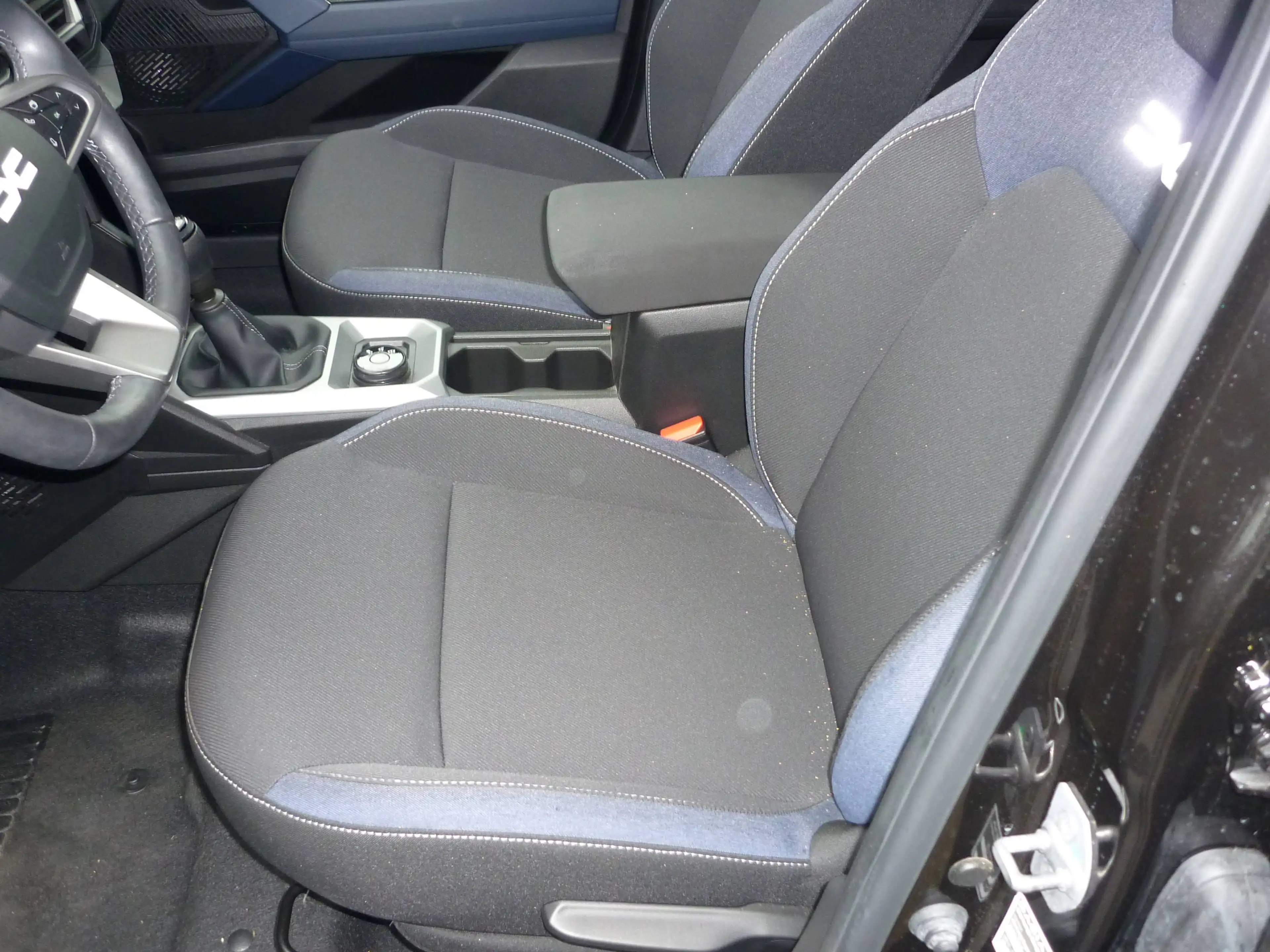 Dacia Duster Duster Journey Mild Hybrid TCE 130 ,4X4 , Navi, Sitzheizung, Kamera — photo 10