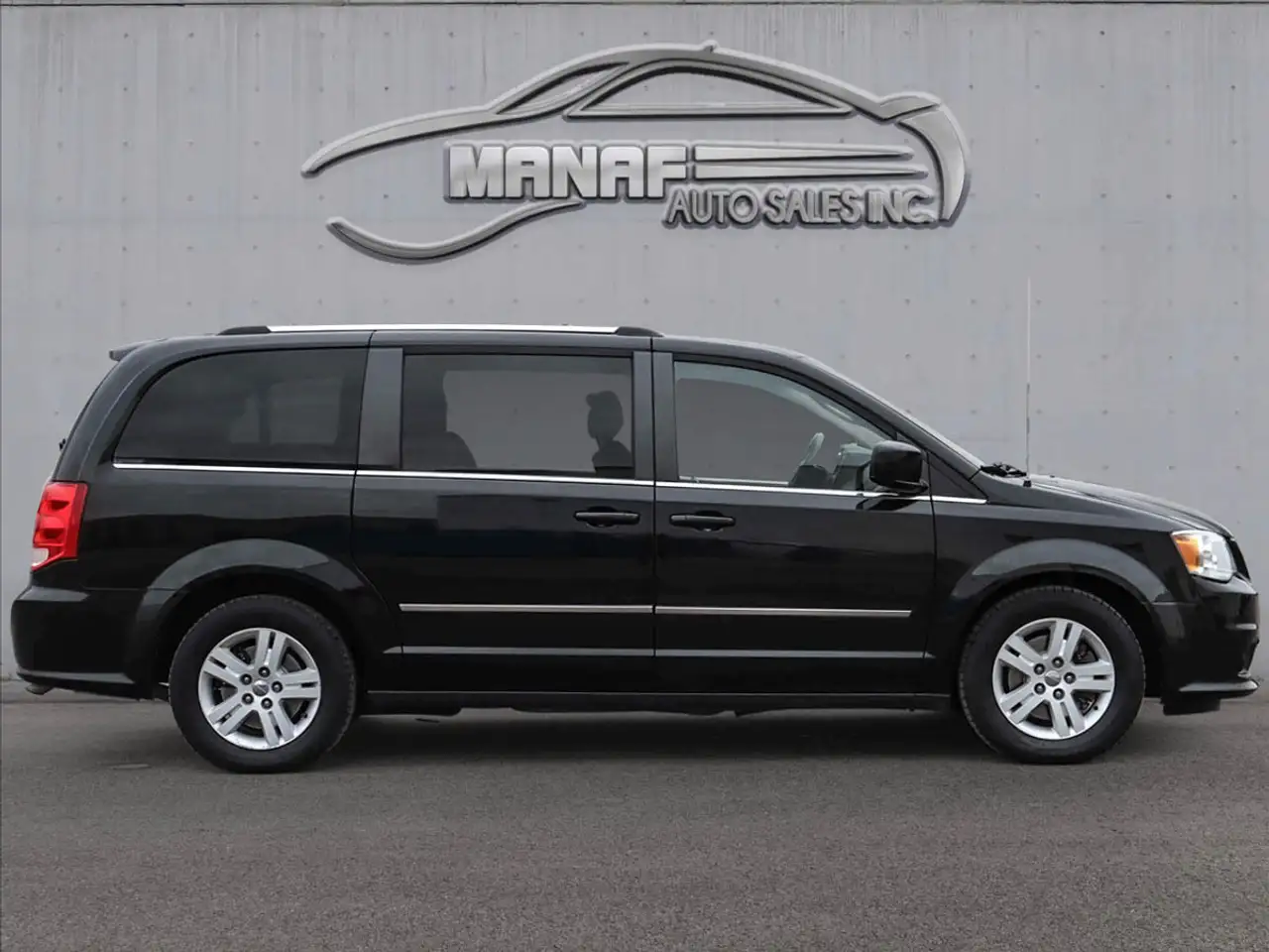 Dodge Grand Caravan снимка Dodge Grand Caravan