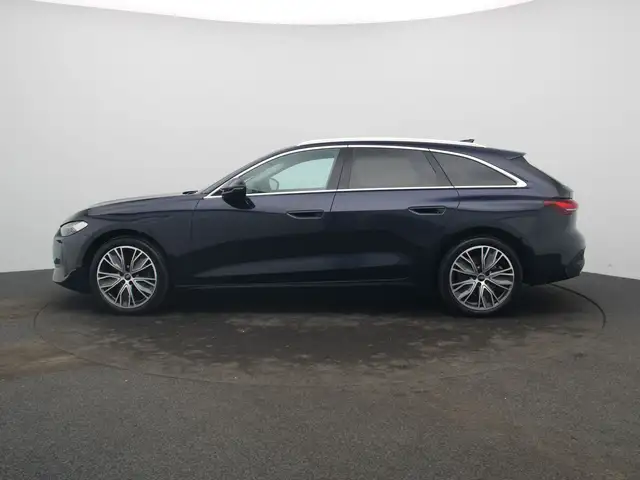 Audi A5 view 4