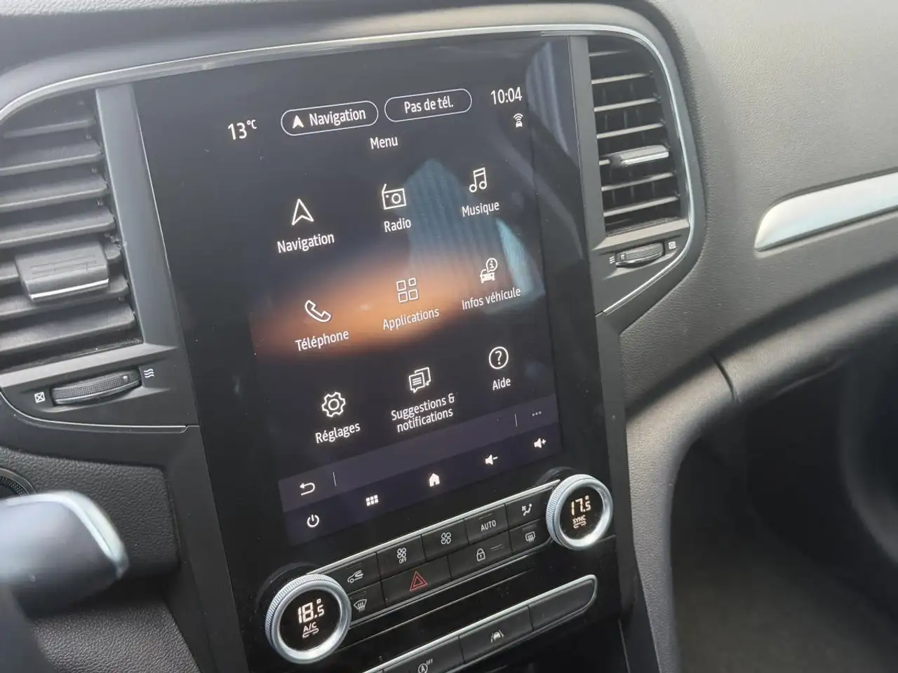 Renault Megane Berline — photo 13