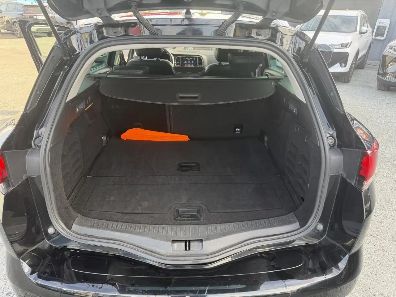 Renault Megane Berline — photo 12