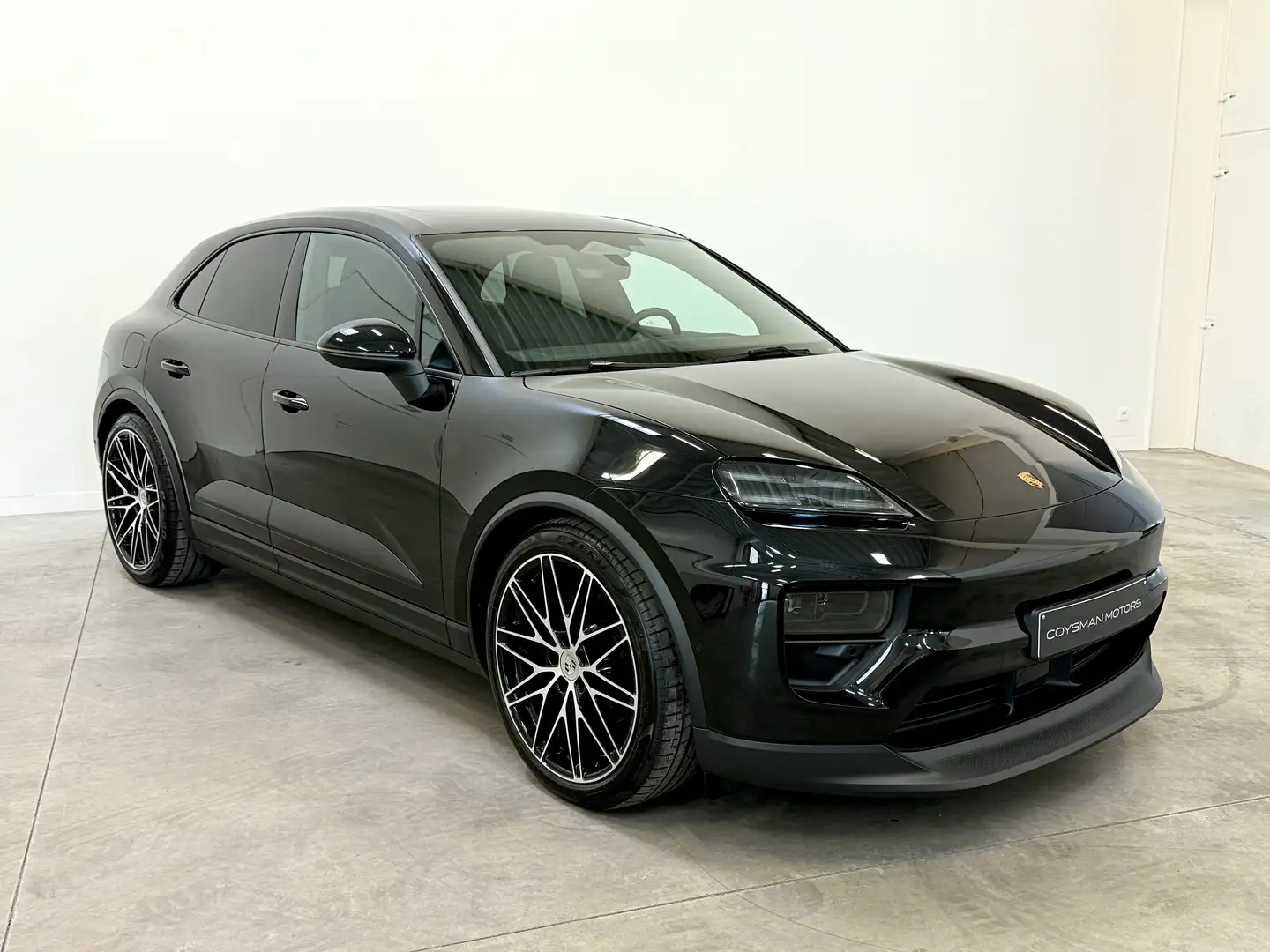 Porsche Macan 4 Electric/22RSspyder/14way/Pano/luchtv/Chrono Noir - 1